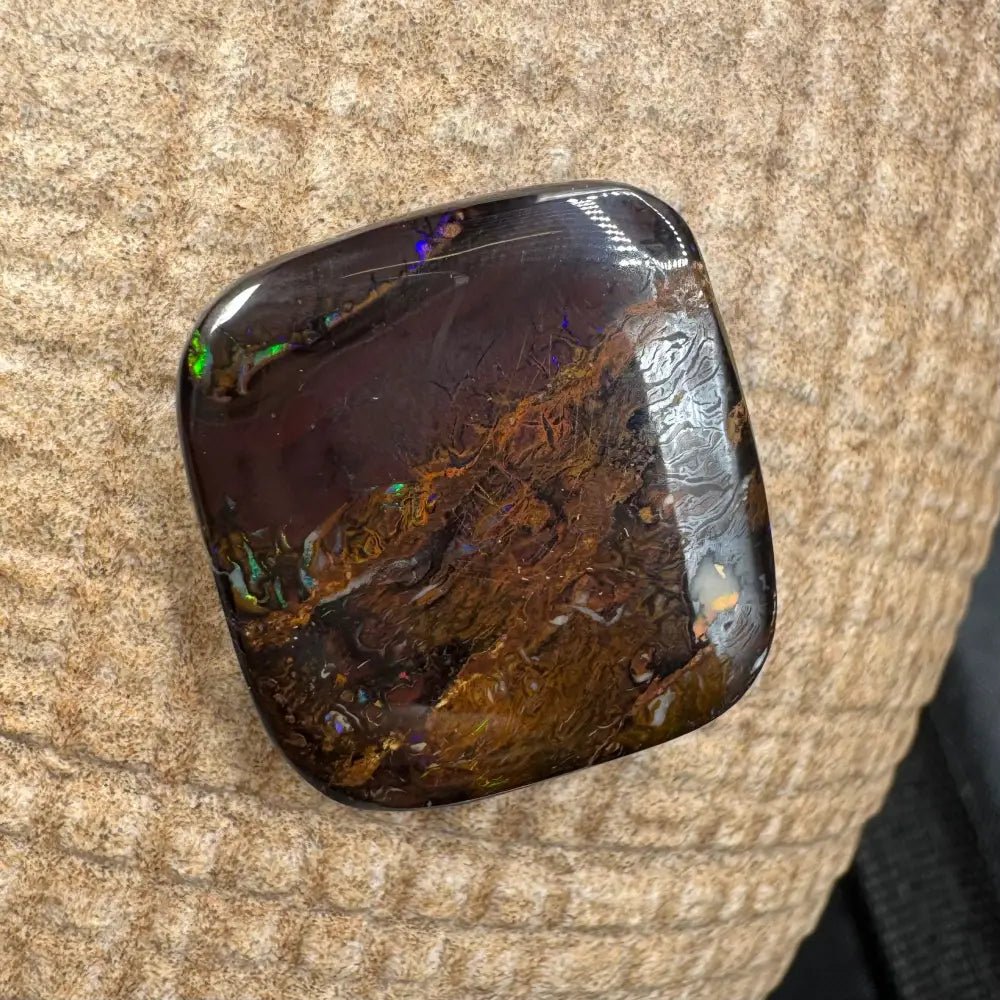 23.2ct Hand - cut Queensland Boulder Opal