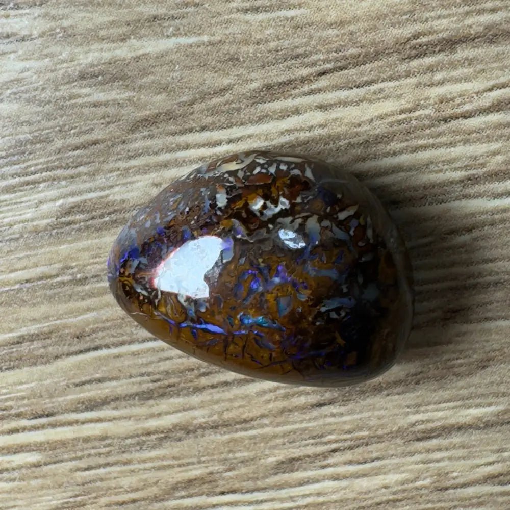 23.4ct Hand - cut Queensland Boulder Opal