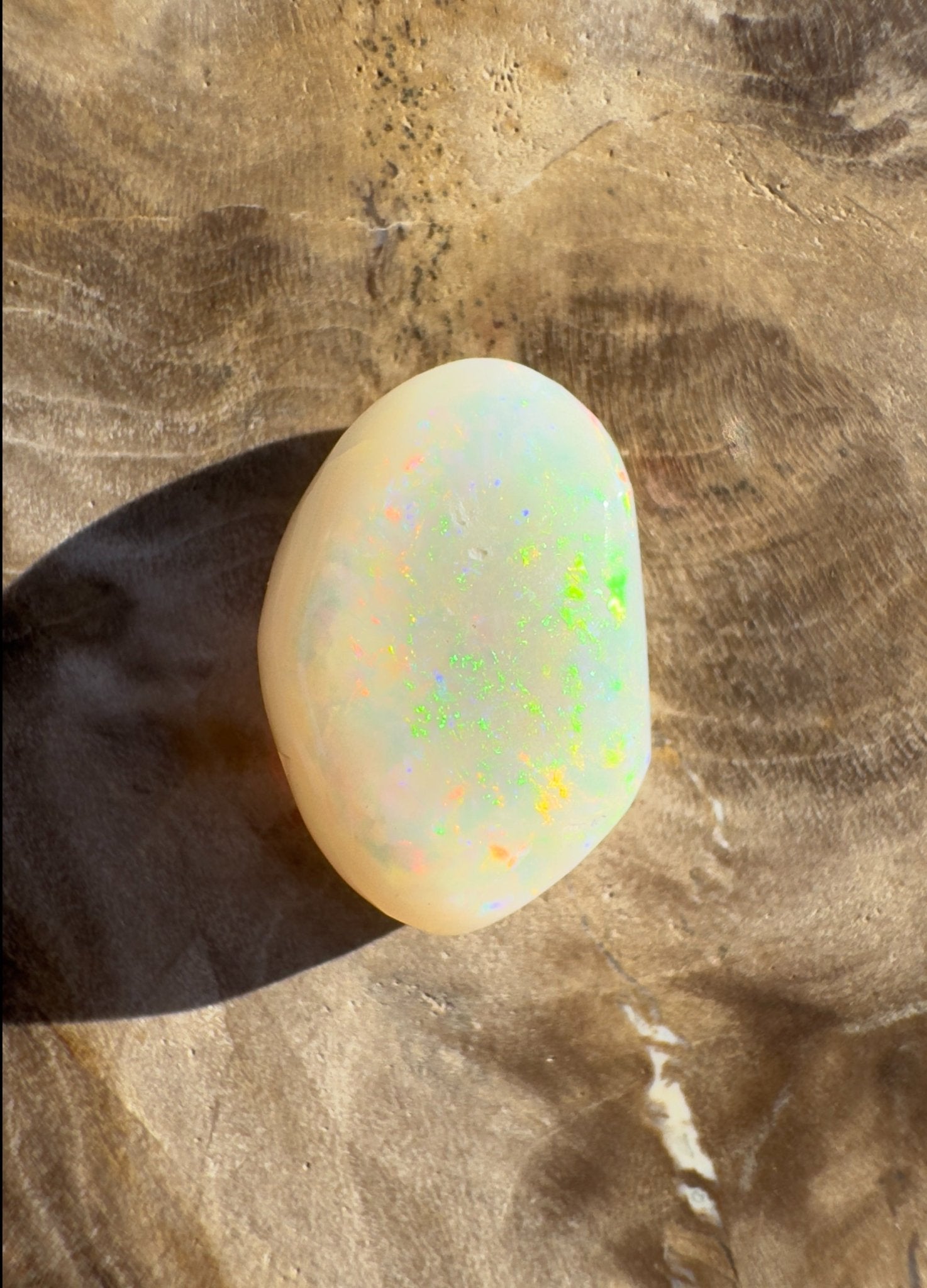 2.3ct Hand - Cut Solid Coober Pedy Opal