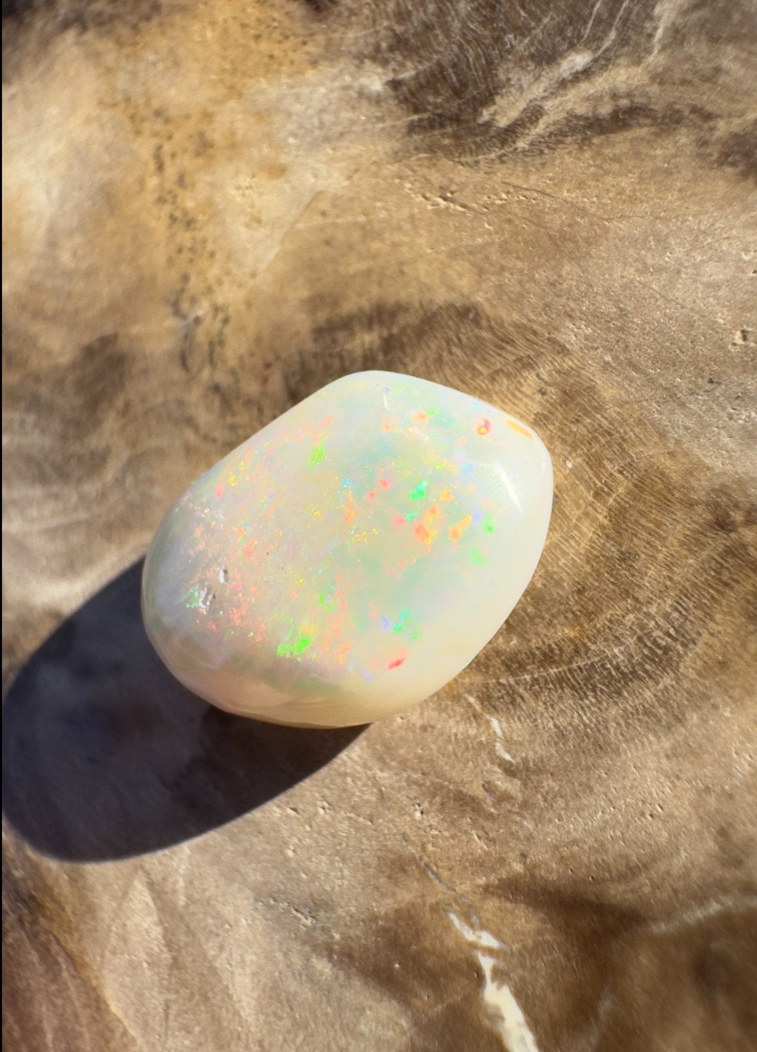 2.3ct Hand - Cut Solid Coober Pedy Opal
