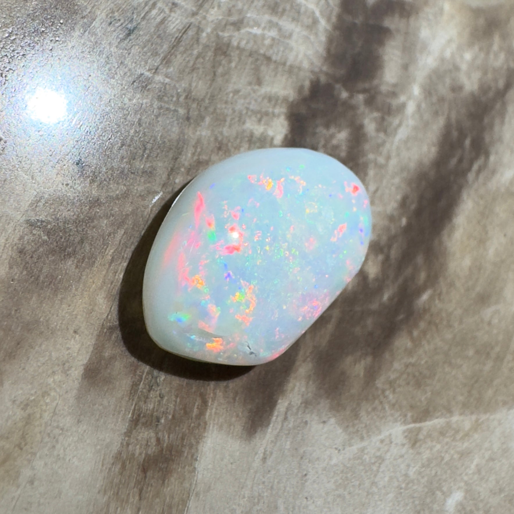 2.3ct Hand - Cut Solid Coober Pedy Opal