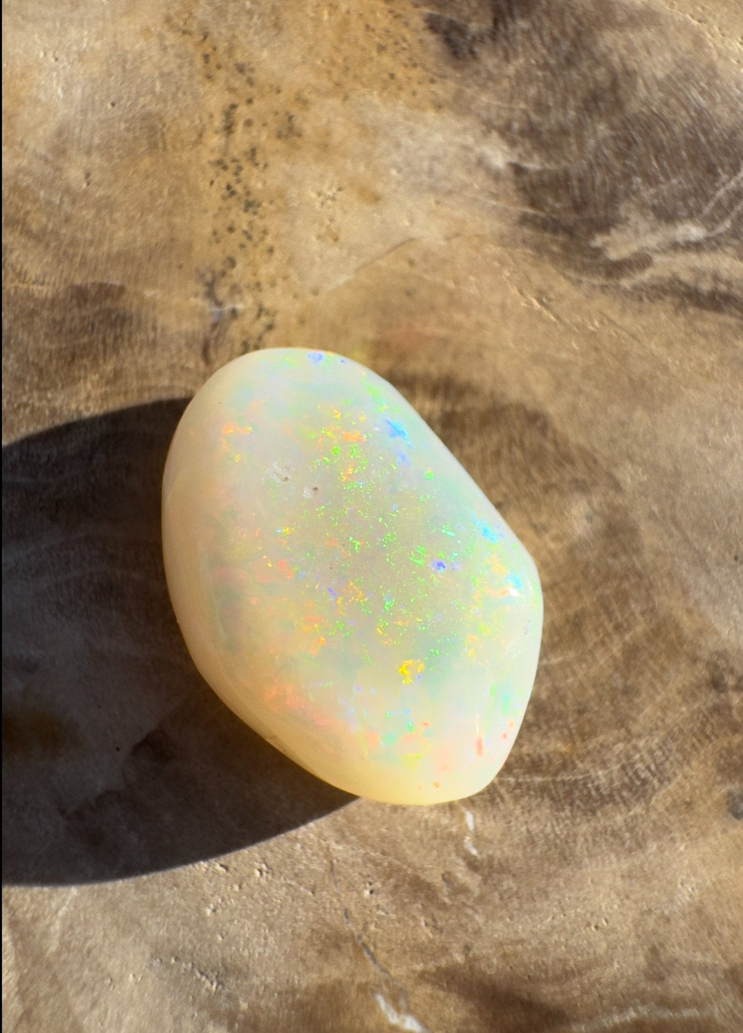 2.3ct Hand - Cut Solid Coober Pedy Opal