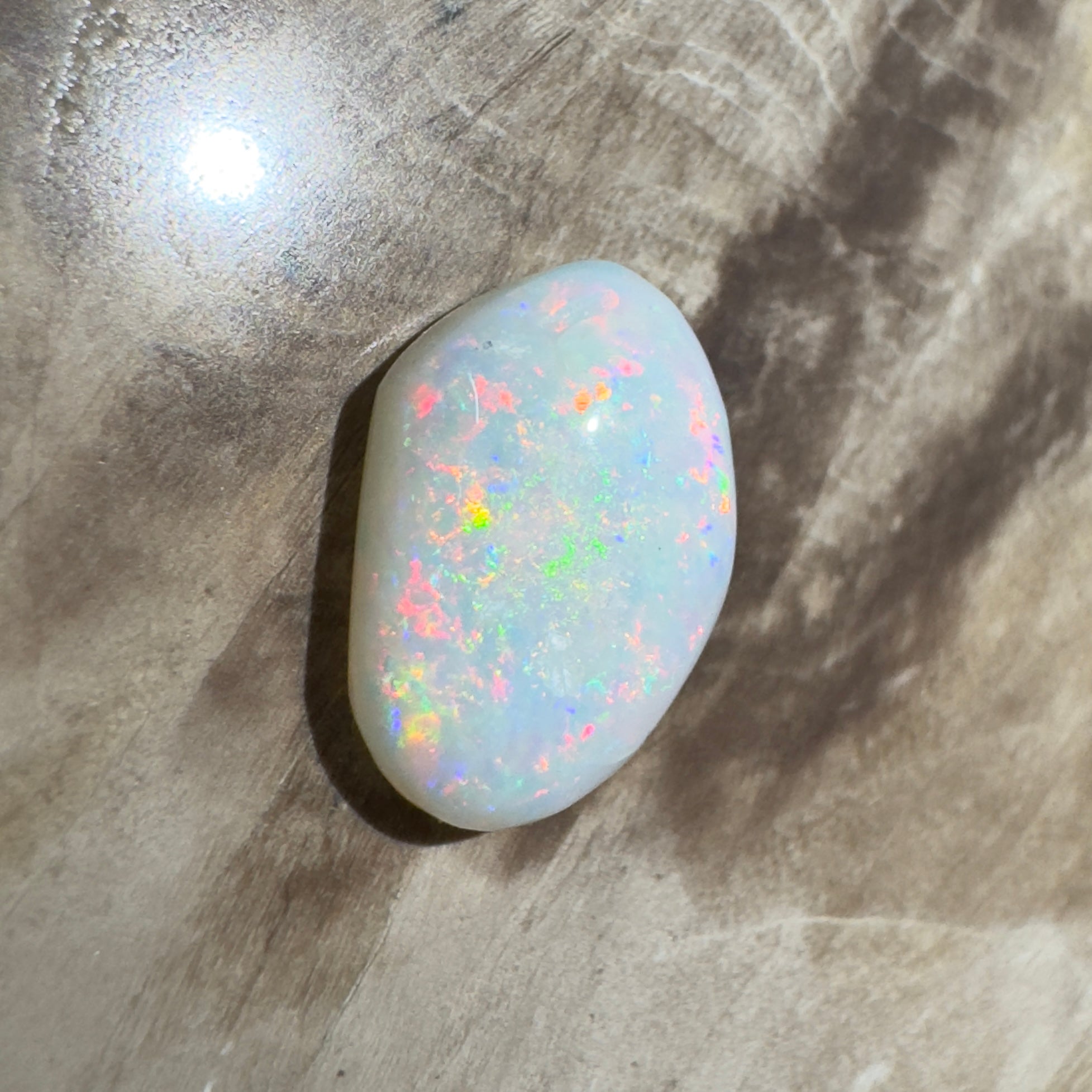 2.3ct Hand - Cut Solid Coober Pedy Opal