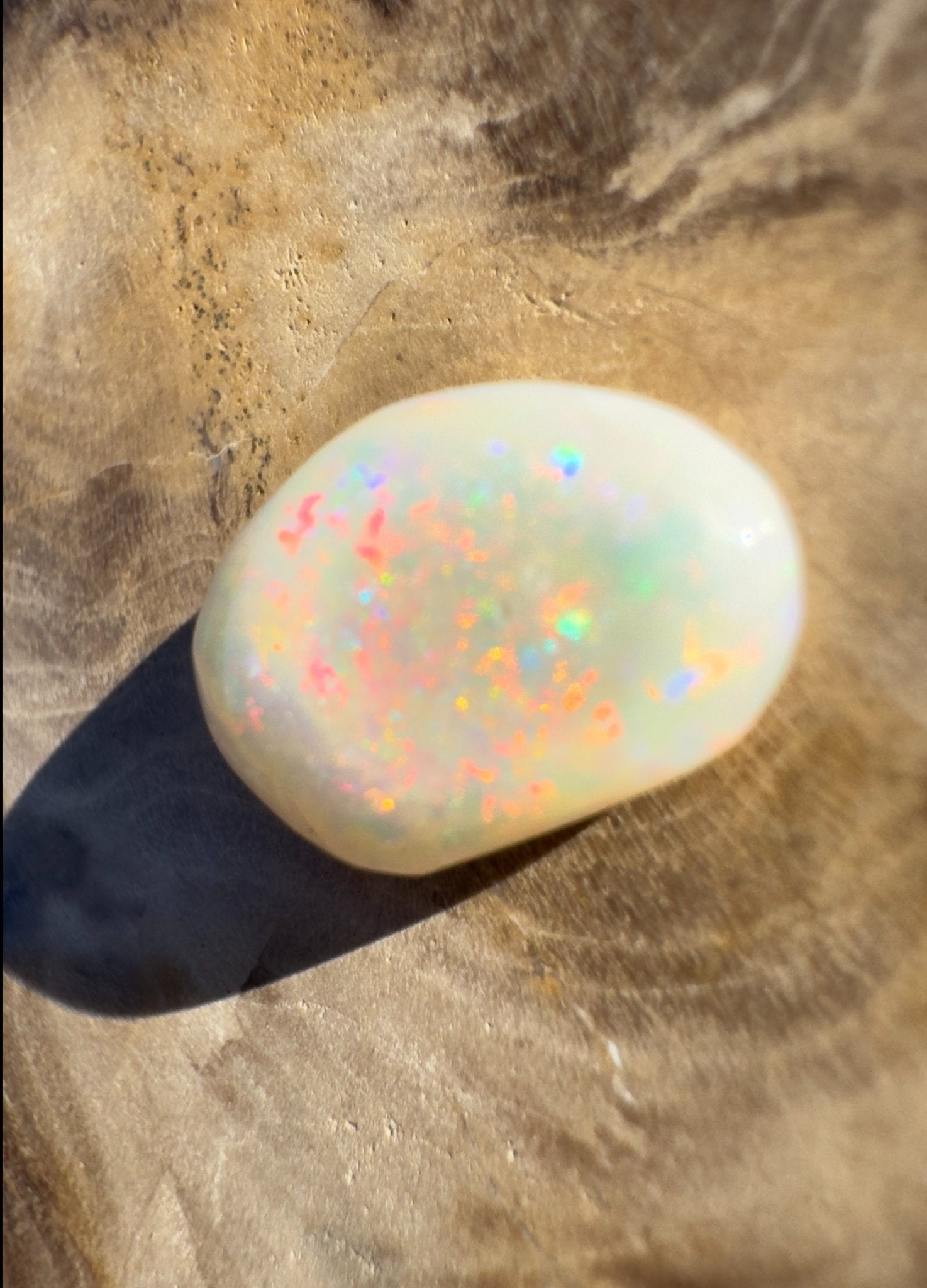 2.3ct Hand - Cut Solid Coober Pedy Opal