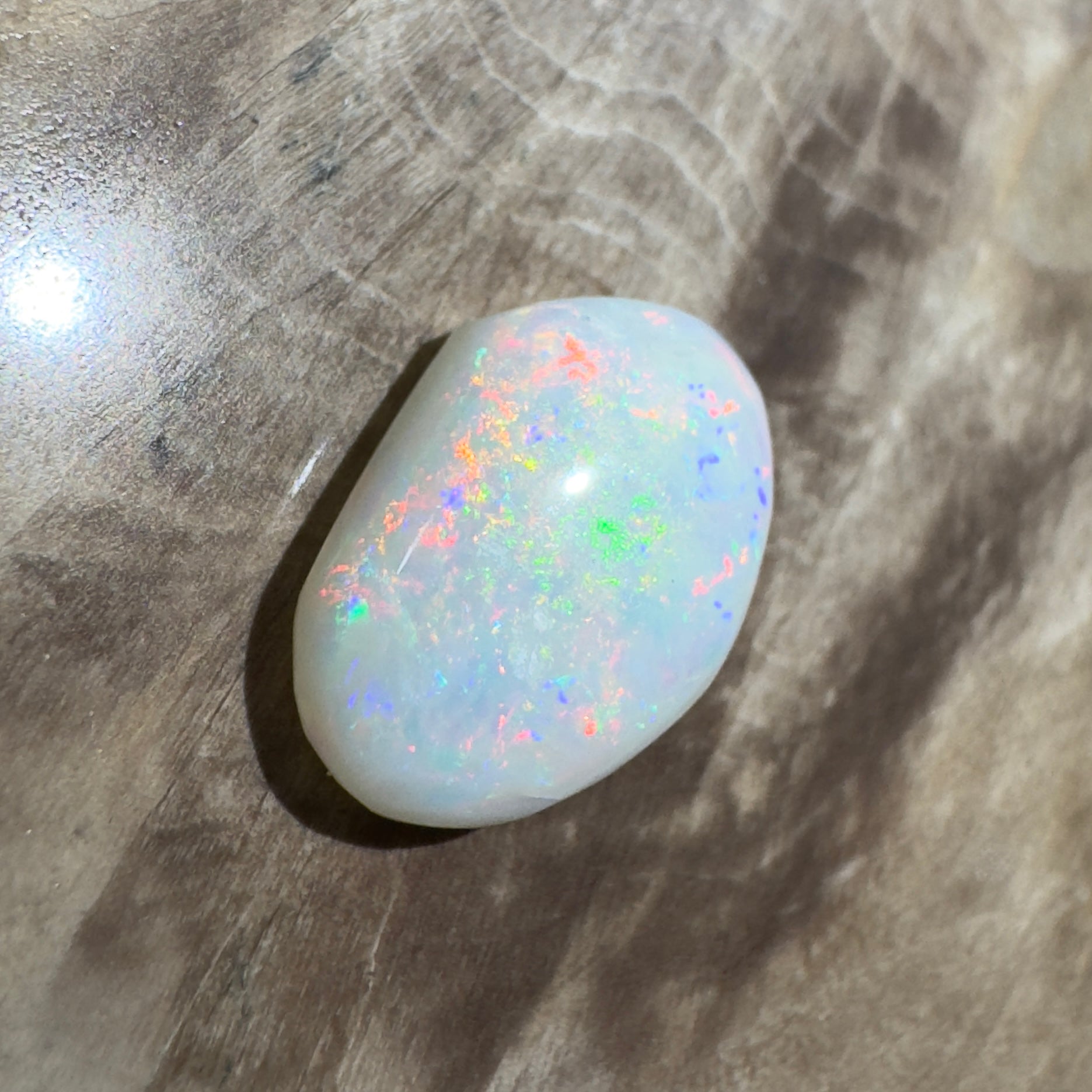2.3ct Hand - Cut Solid Coober Pedy Opal