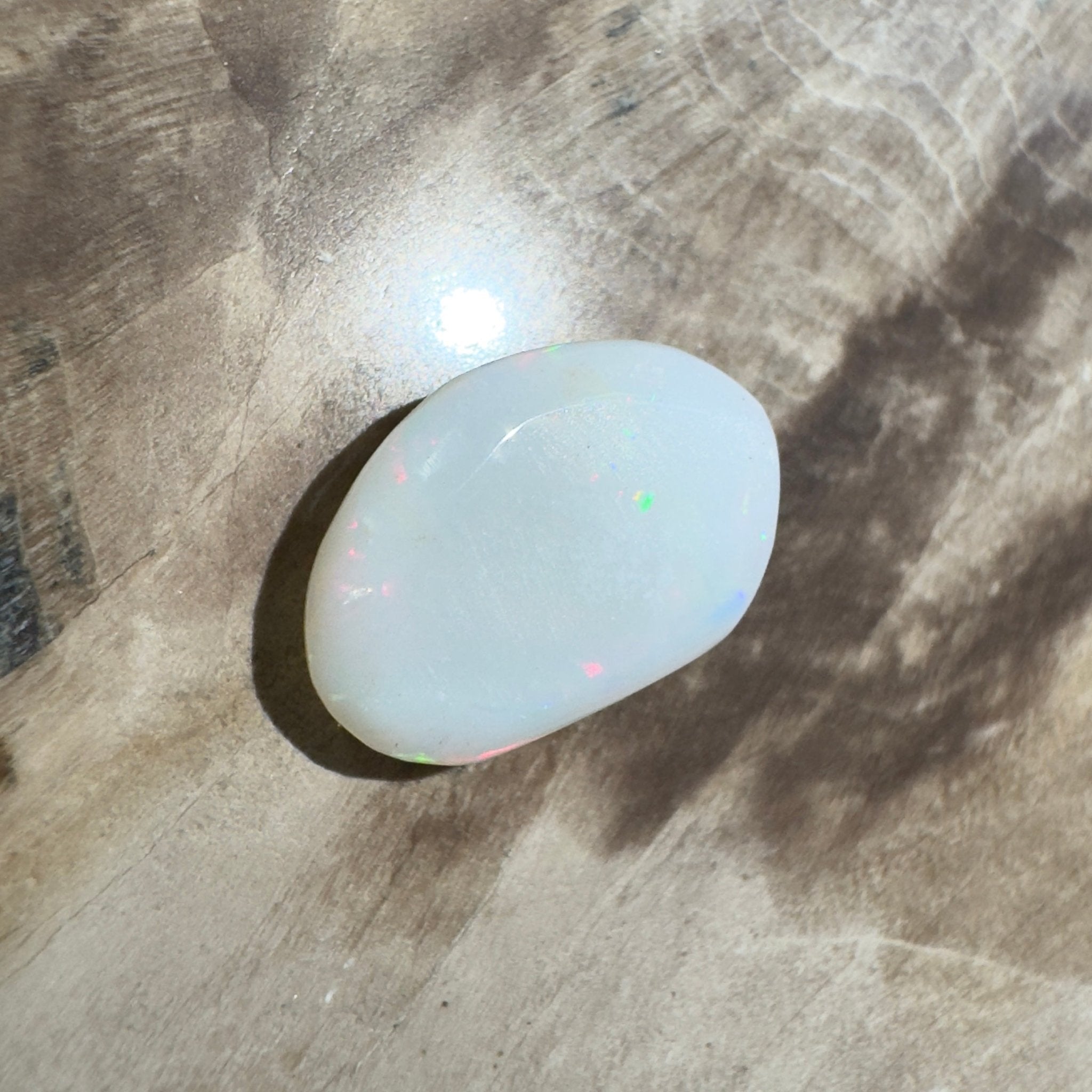 2.3ct Hand - Cut Solid Coober Pedy Opal