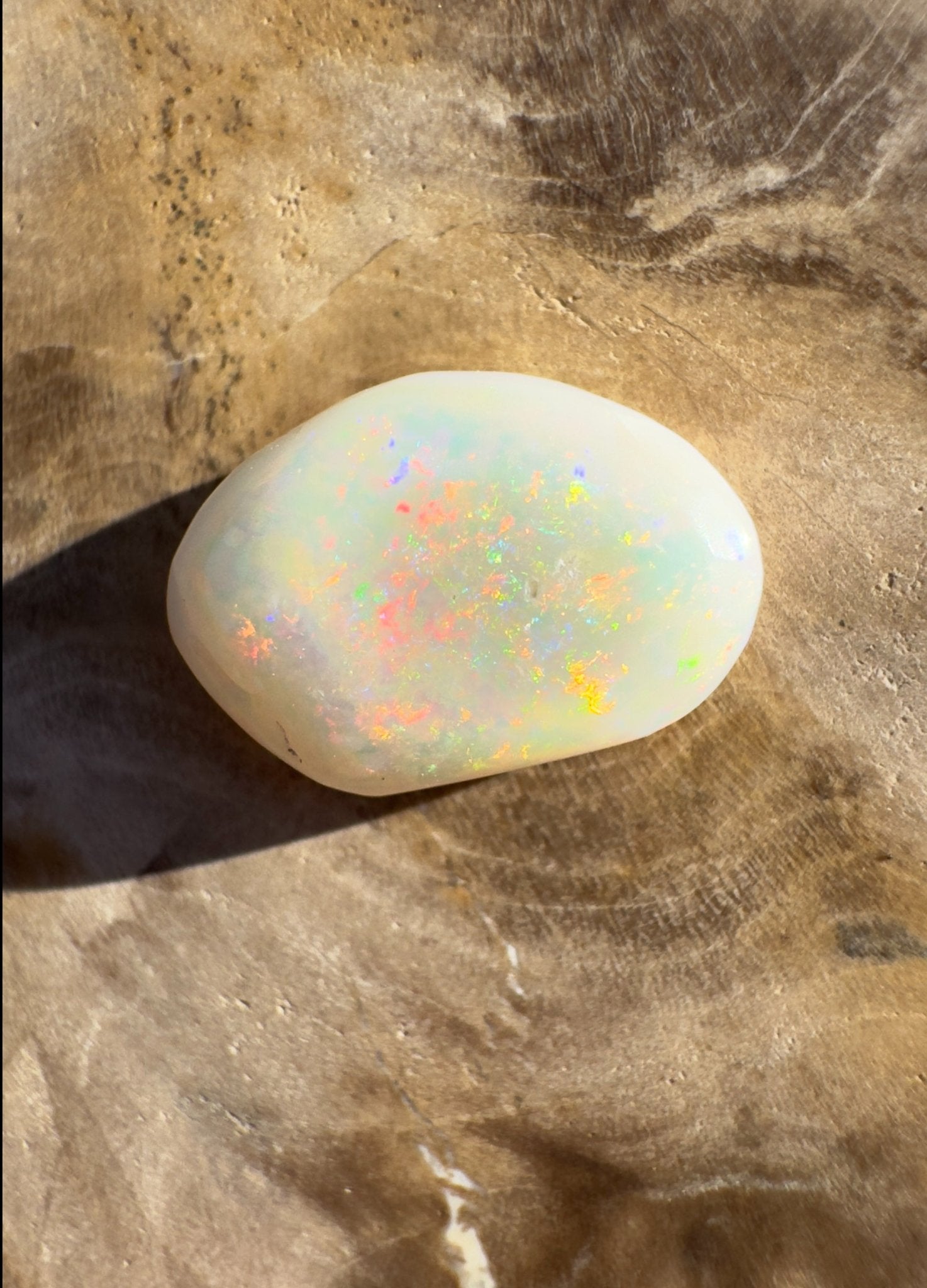 2.3ct Hand - Cut Solid Coober Pedy Opal