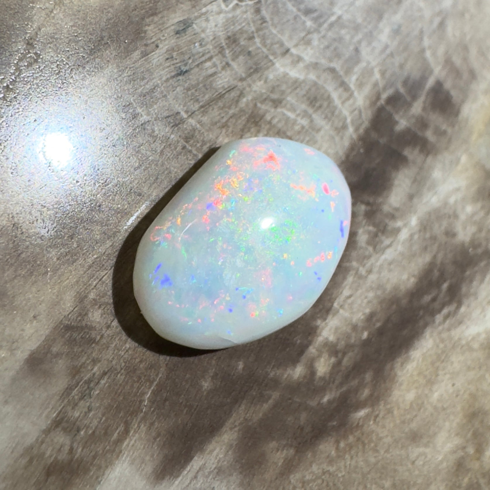 2.3ct Hand - Cut Solid Coober Pedy Opal