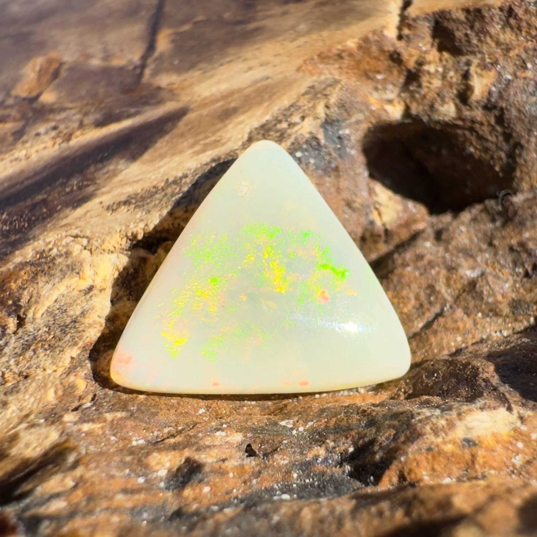 2.4ct Hand - cut Solid Australian Lightning Ridge Opal