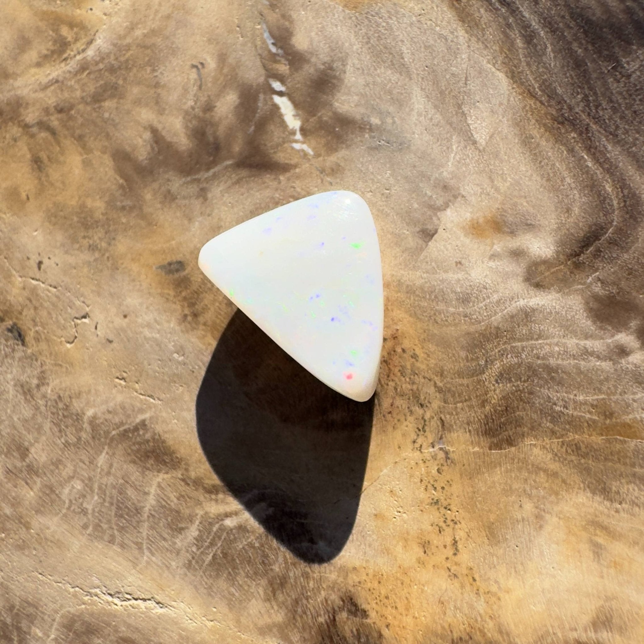 2.4ct Hand - cut Solid Coober Pedy Opal