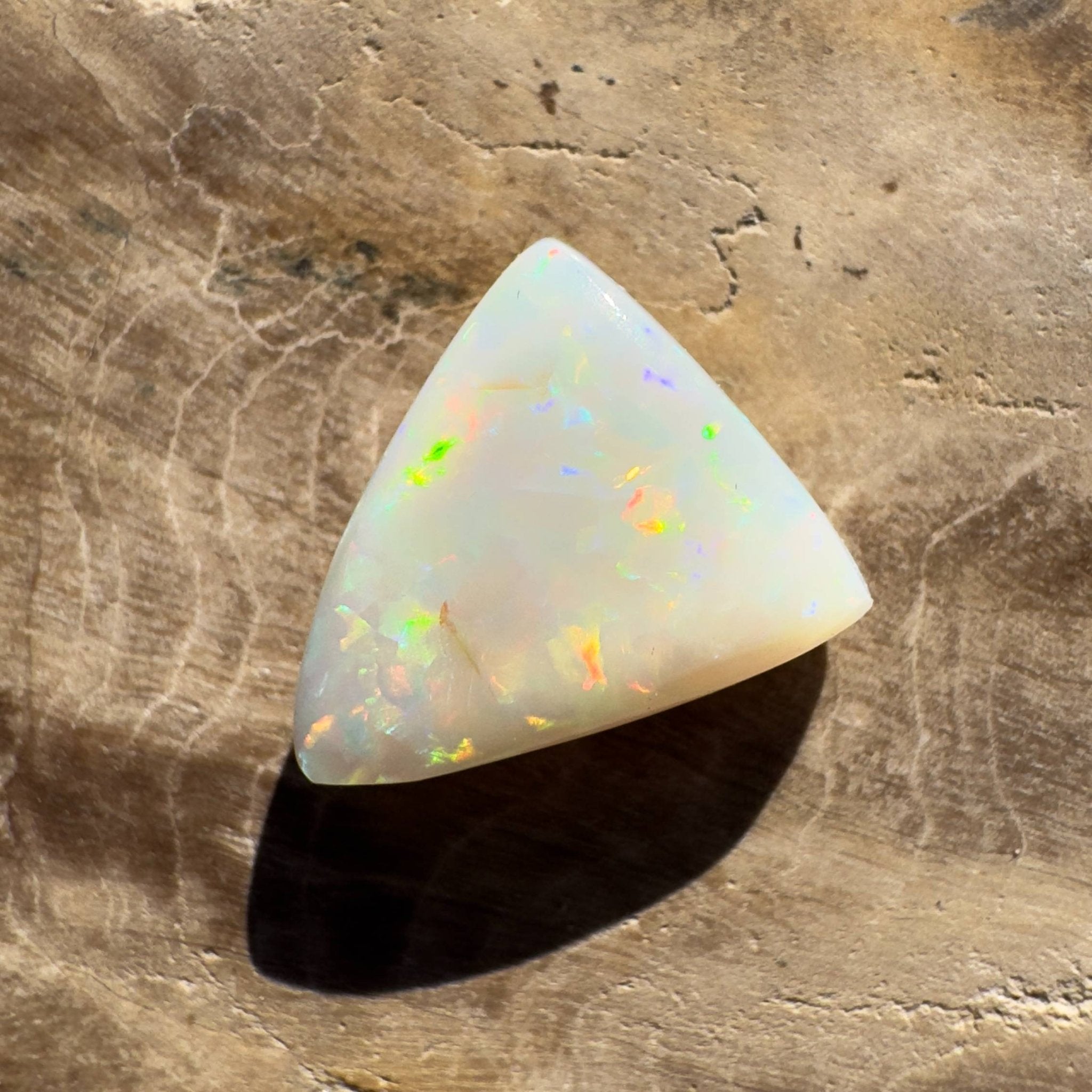 2.4ct Hand - cut Solid Coober Pedy Opal
