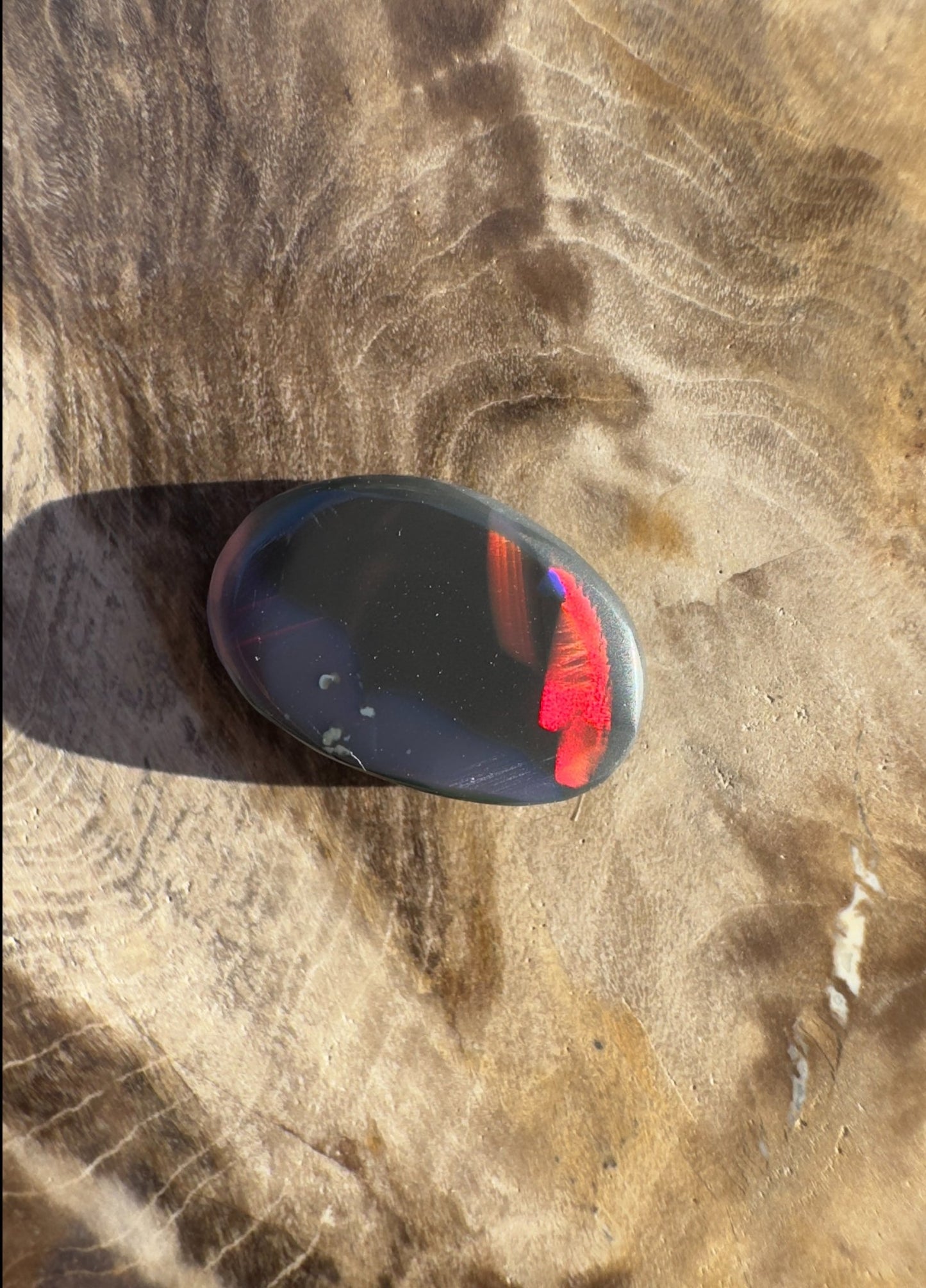 2.6ct Hand - cut Solid Lightning Ridge Black Opal