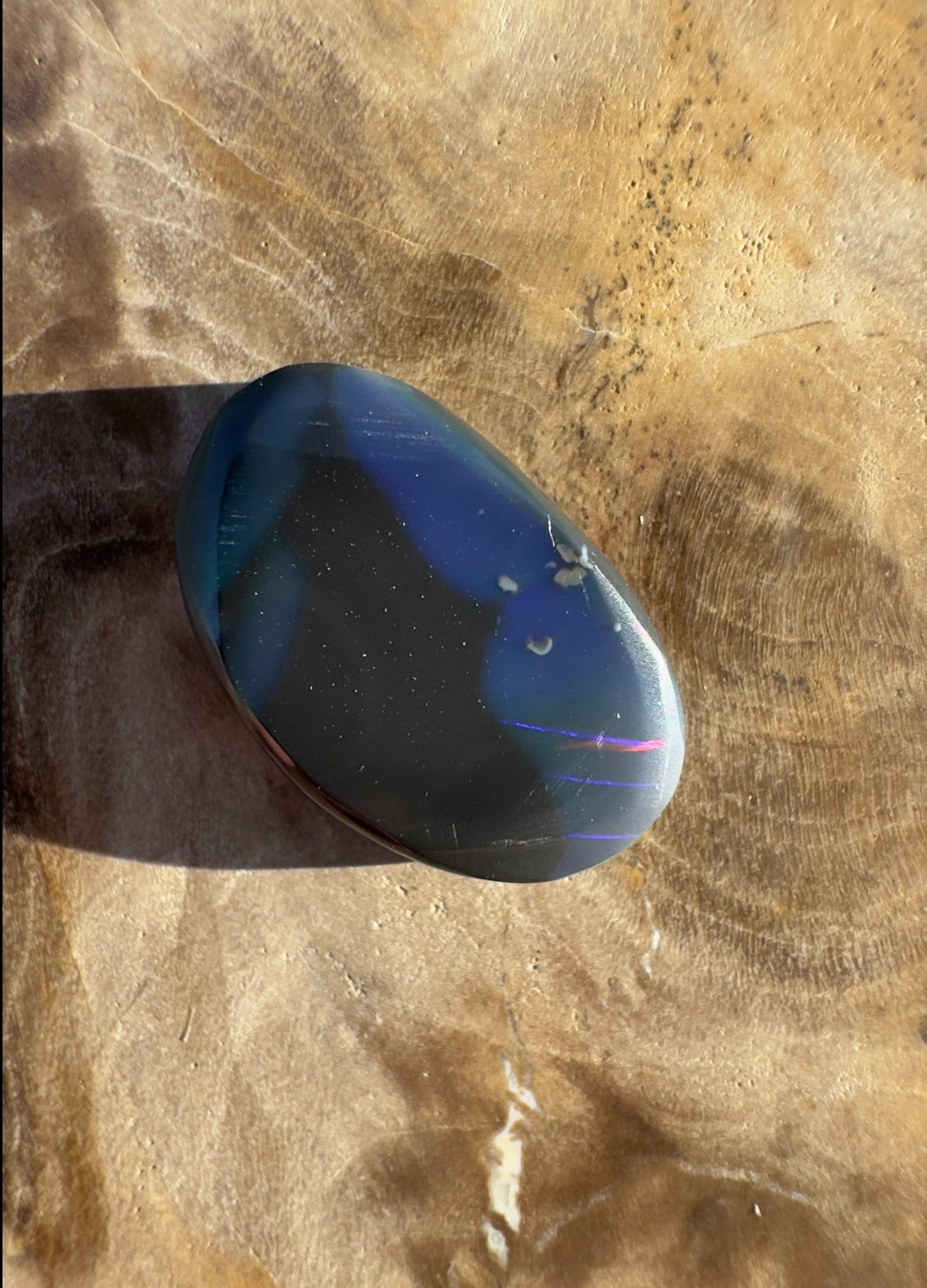 2.6ct Hand - cut Solid Lightning Ridge Black Opal