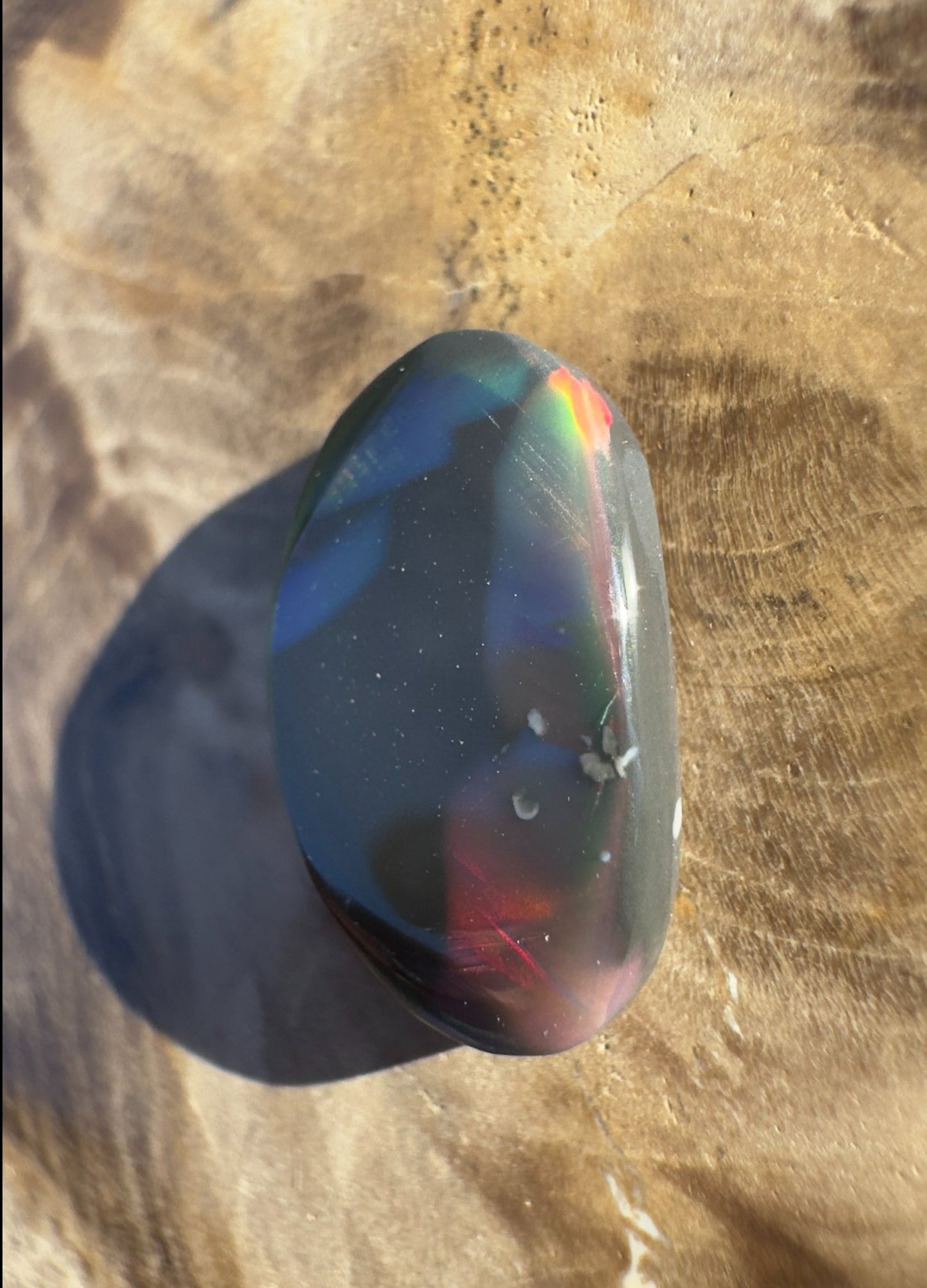2.6ct Hand - cut Solid Lightning Ridge Black Opal