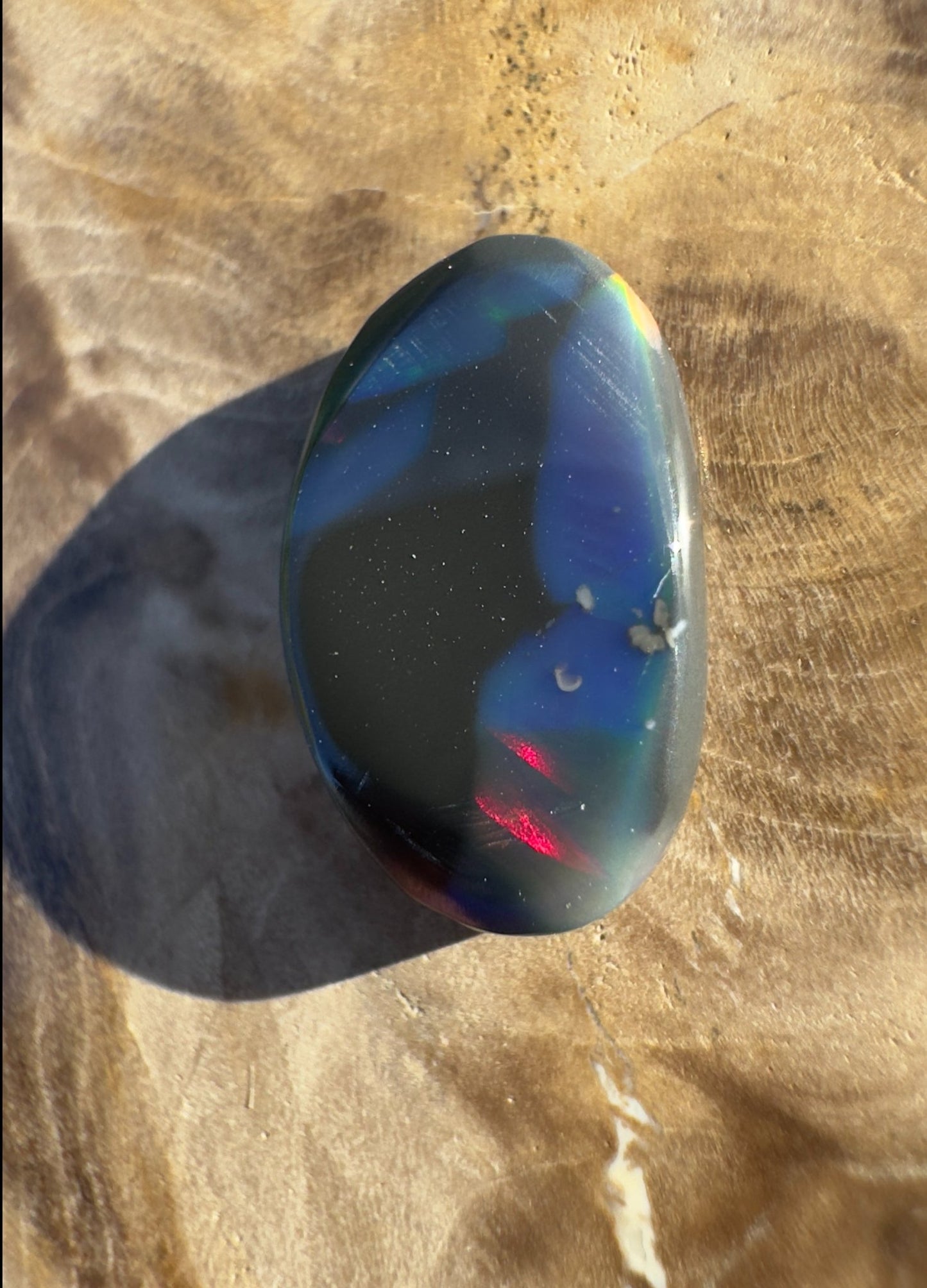 2.6ct Hand - cut Solid Lightning Ridge Black Opal