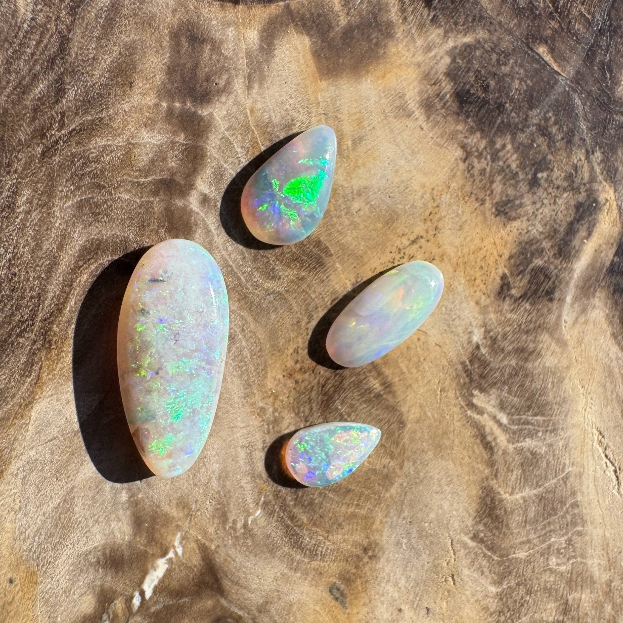 2.7ct Coober Pedy Opal Parcel