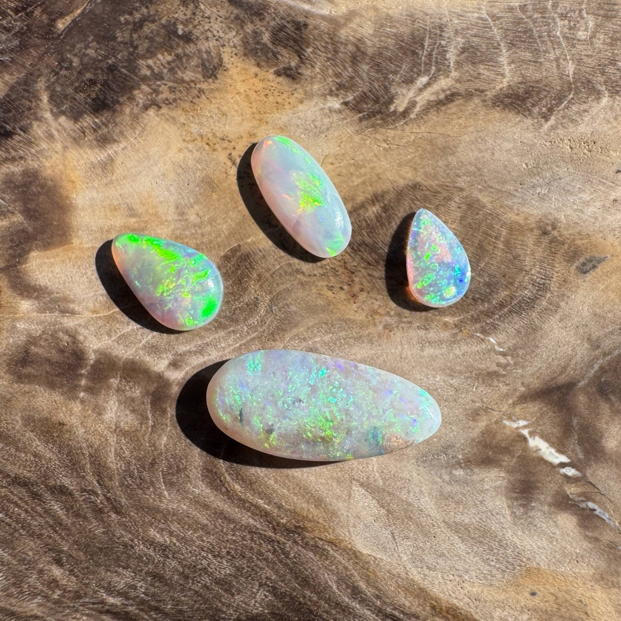 2.7ct Coober Pedy Opal Parcel