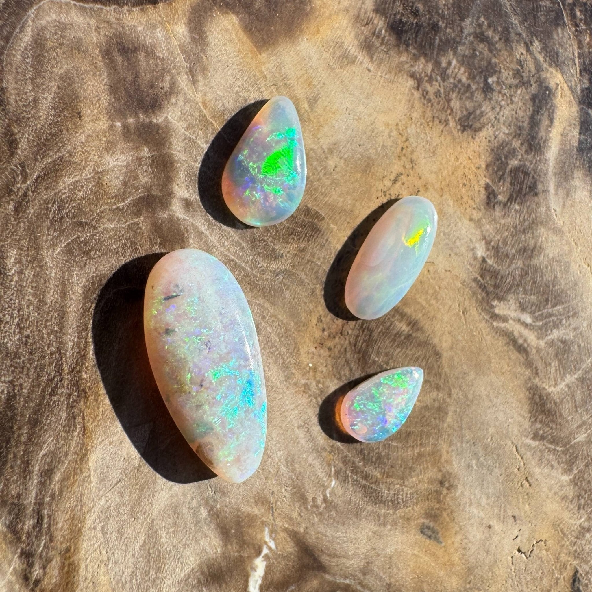 2.7ct Coober Pedy Opal Parcel