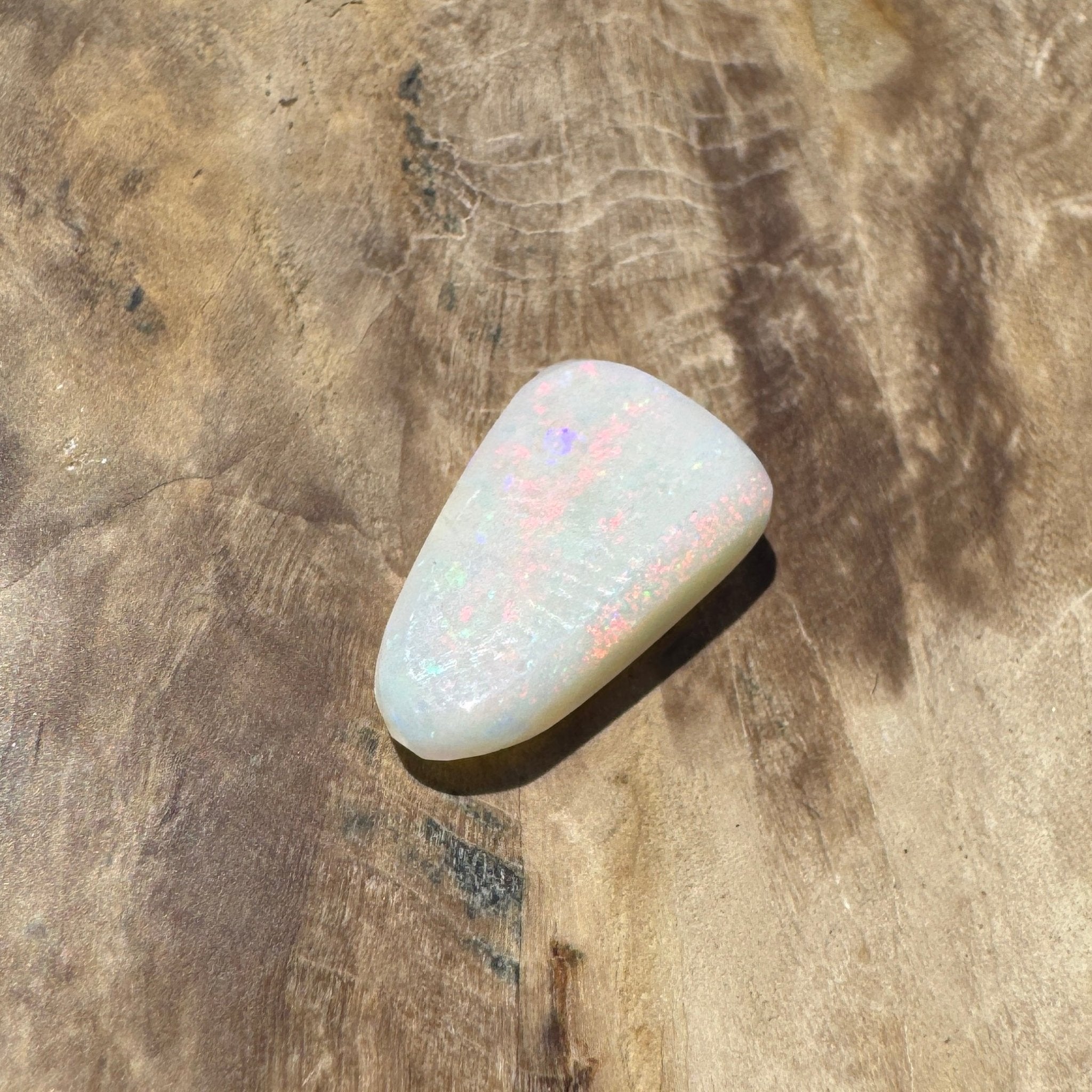 2.7ct Hand - cut Solid Coober Pedy Opal