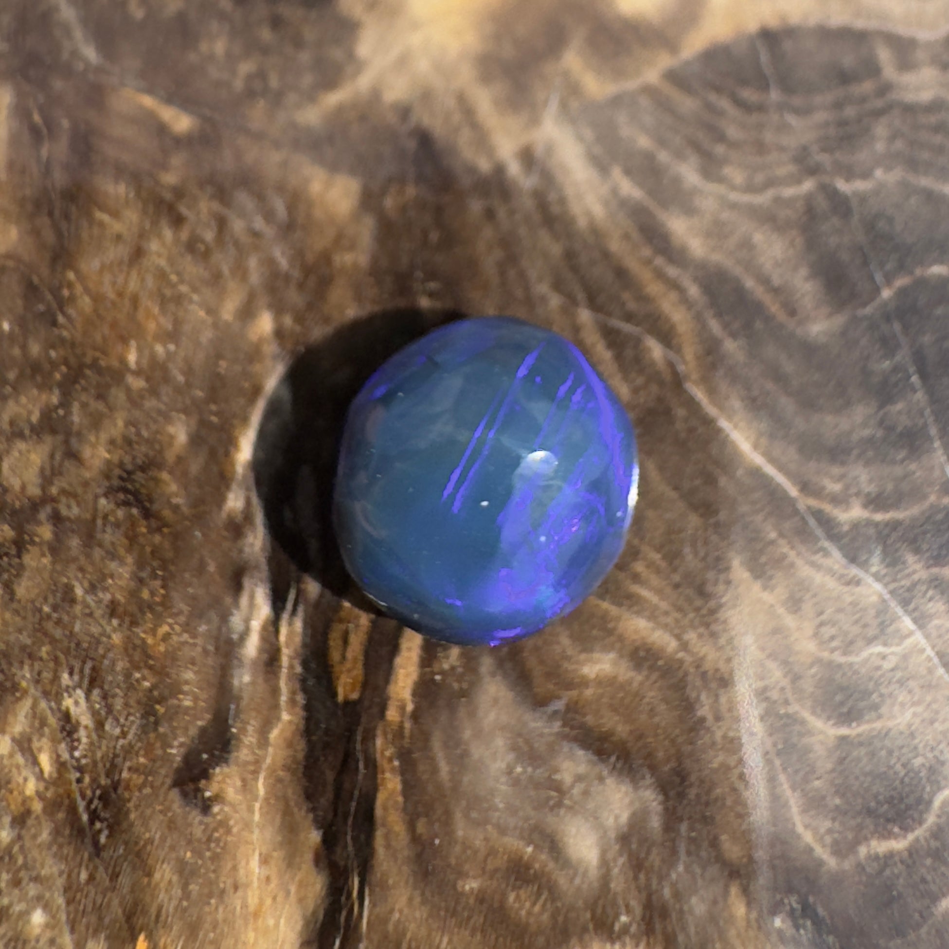 2.7ct Hand - cut Solid Lightning Ridge Semi Black Opal