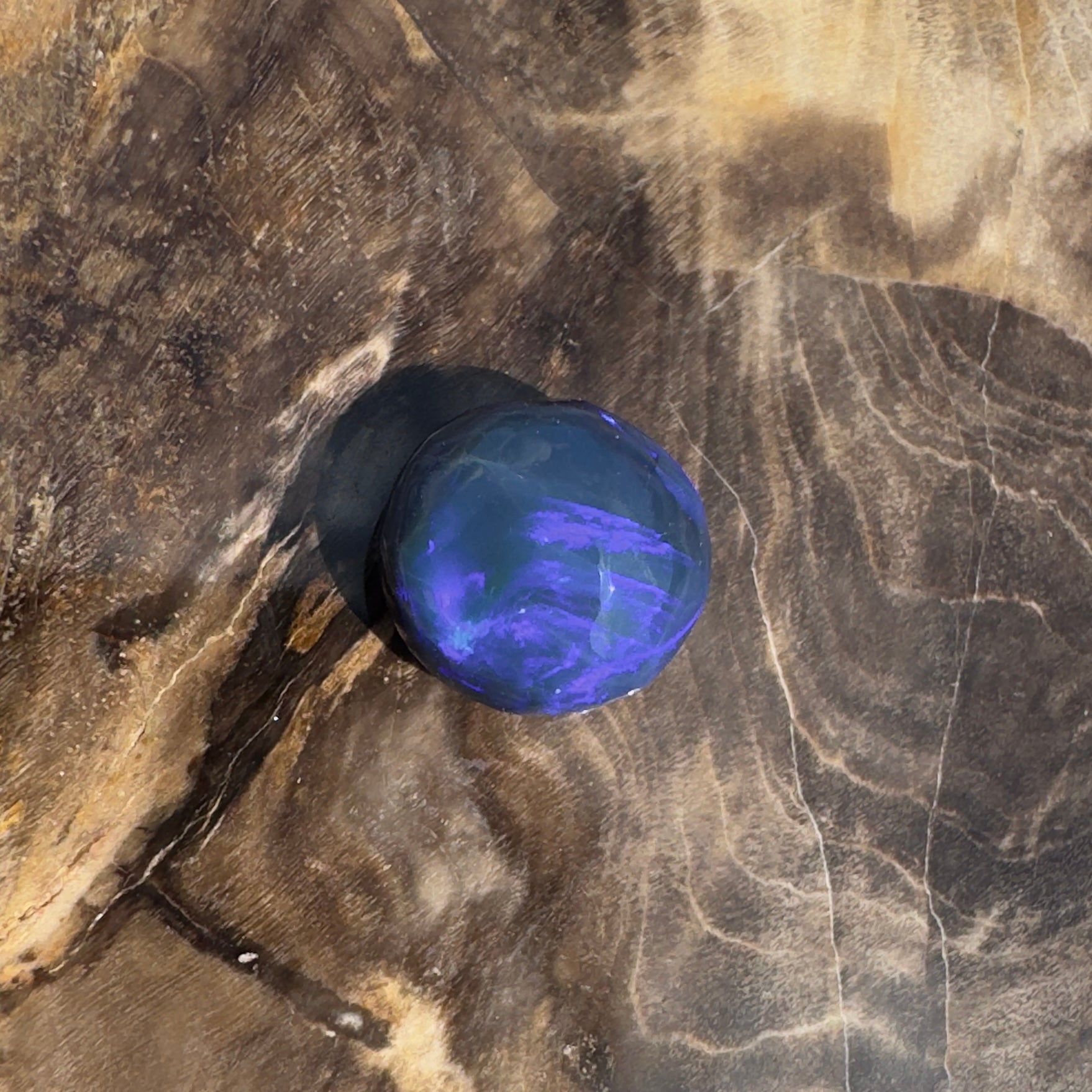 2.7ct Hand - cut Solid Lightning Ridge Semi Black Opal