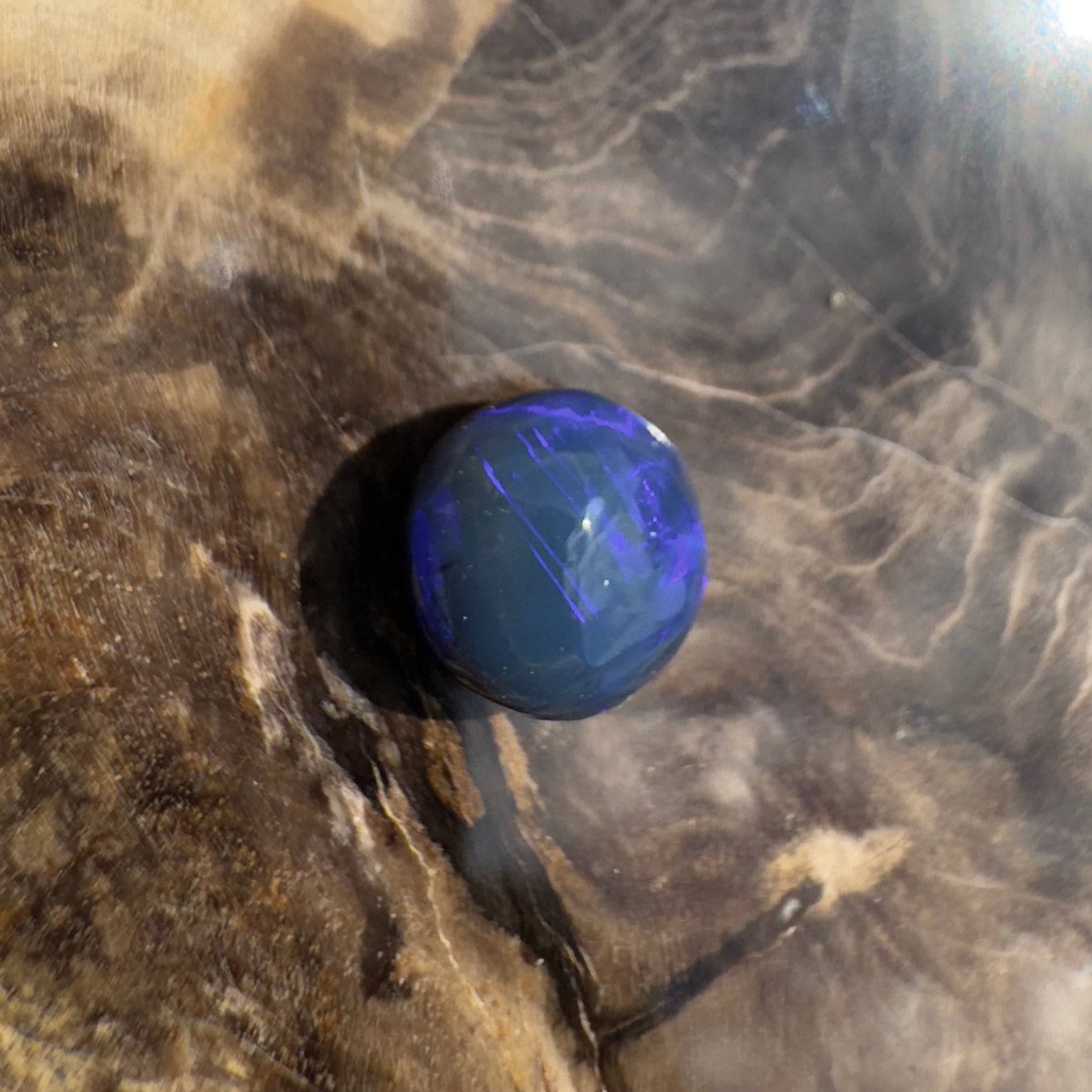 2.7ct Hand - cut Solid Lightning Ridge Semi Black Opal