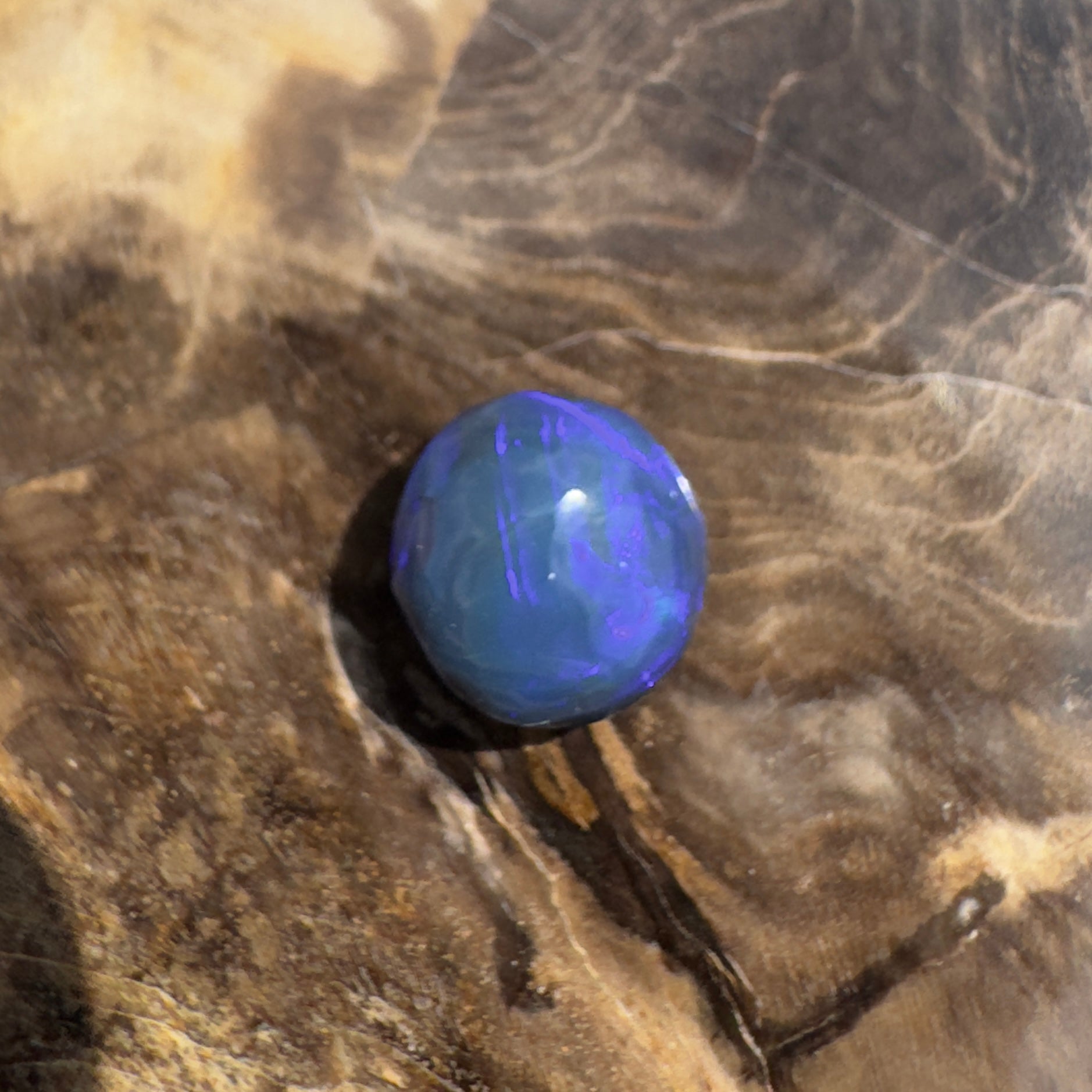 2.7ct Hand - cut Solid Lightning Ridge Semi Black Opal