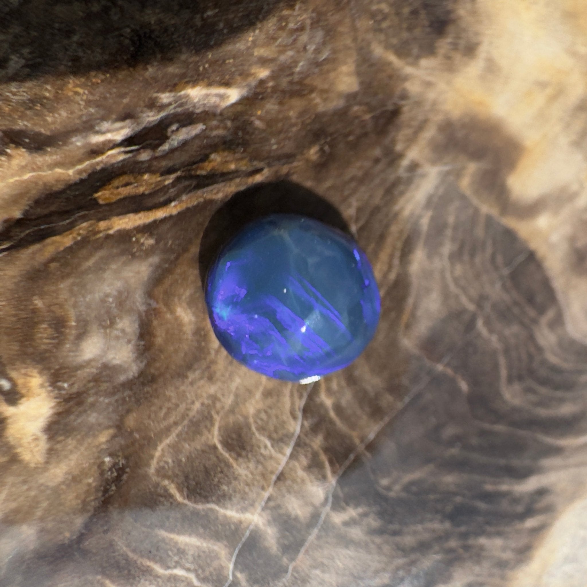 2.7ct Hand - cut Solid Lightning Ridge Semi Black Opal