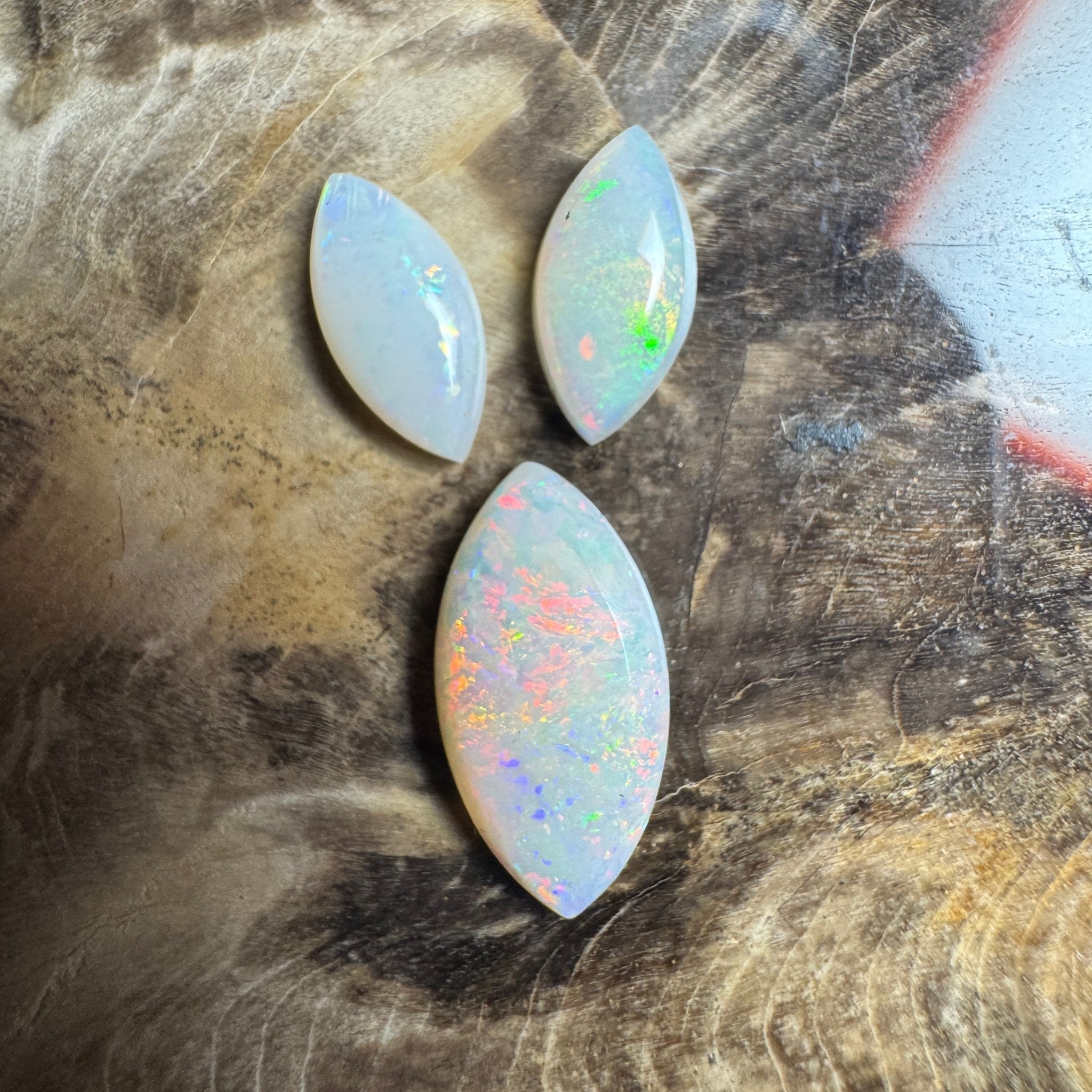 2.8ct Hand - cut Solid Coober Pedy Opal Parcel