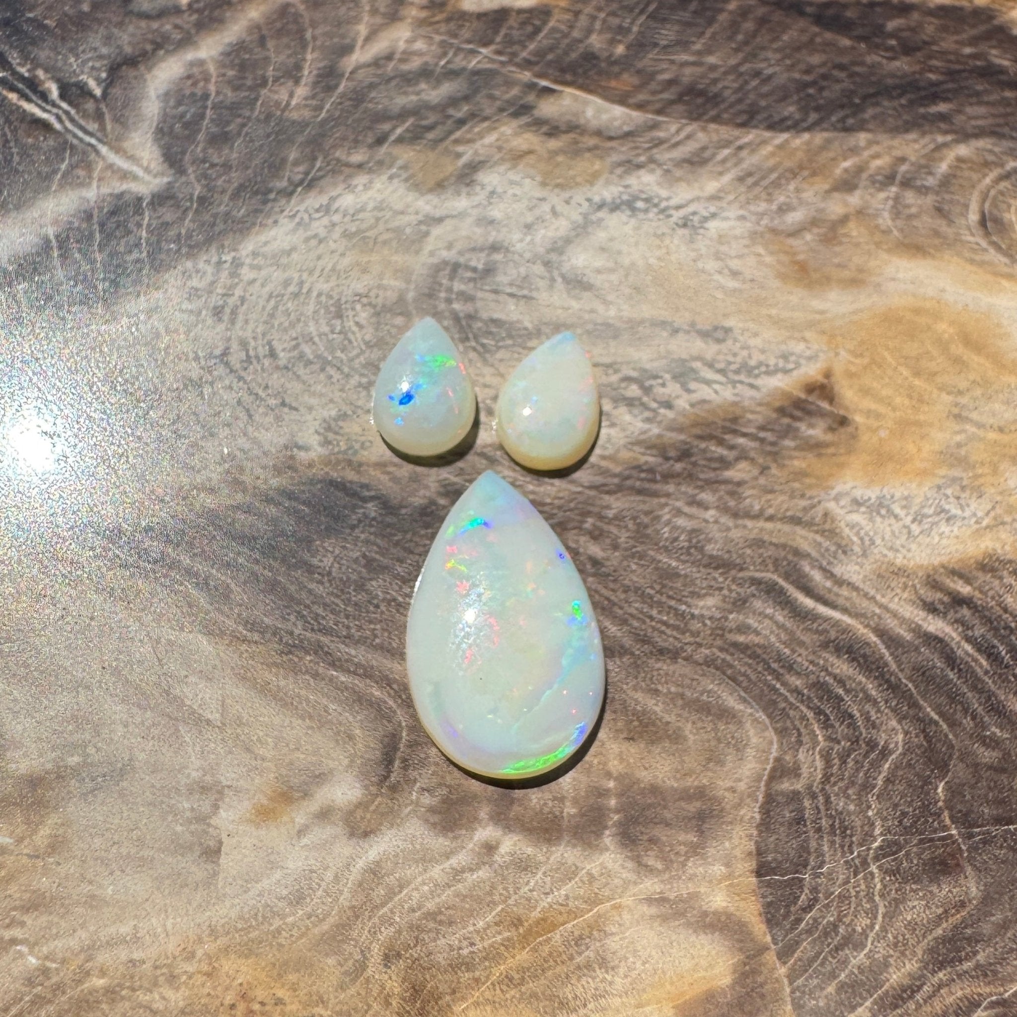 2.8ct Hand - cut Solid Coober Pedy Opal Parcel
