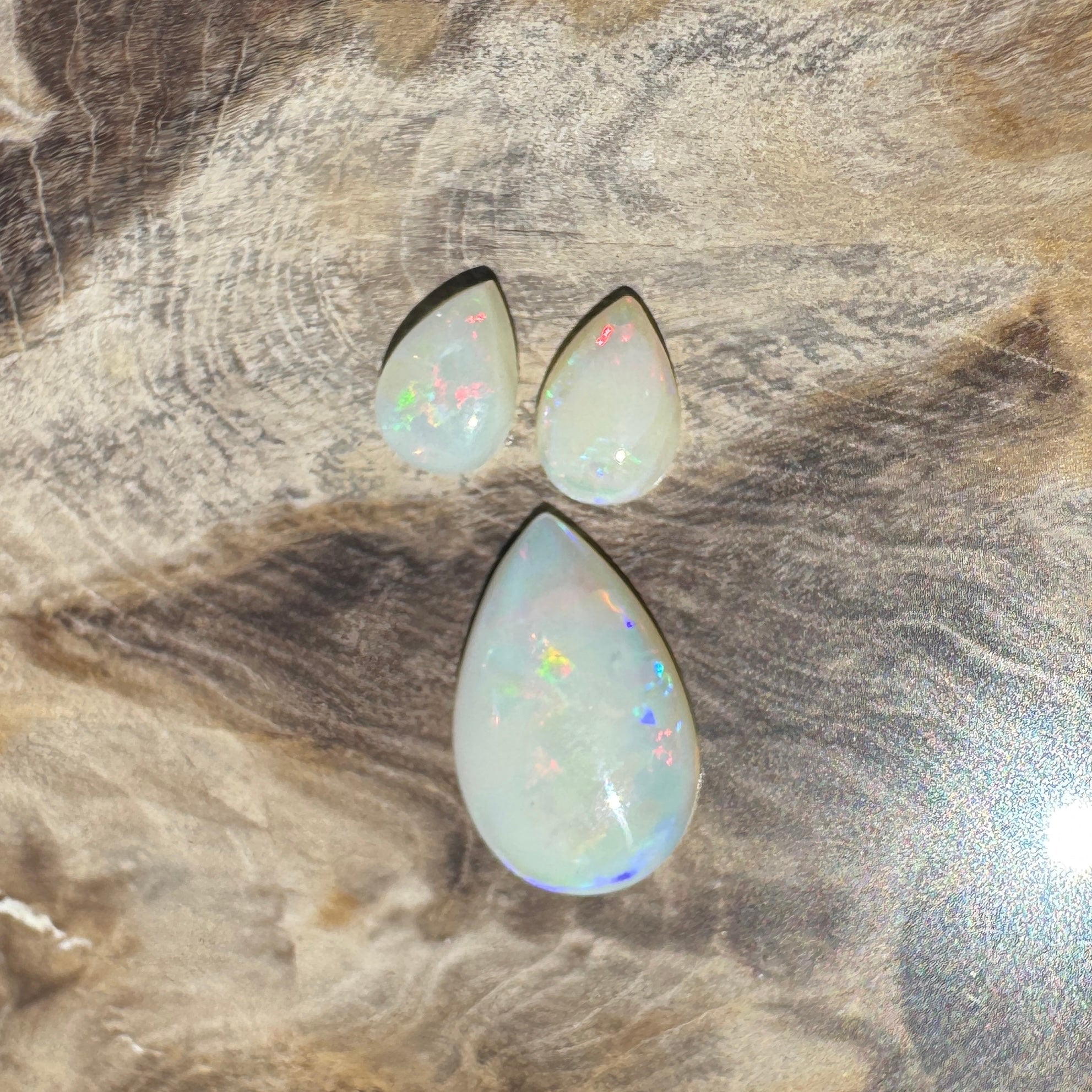 2.8ct Hand - cut Solid Coober Pedy Opal Parcel