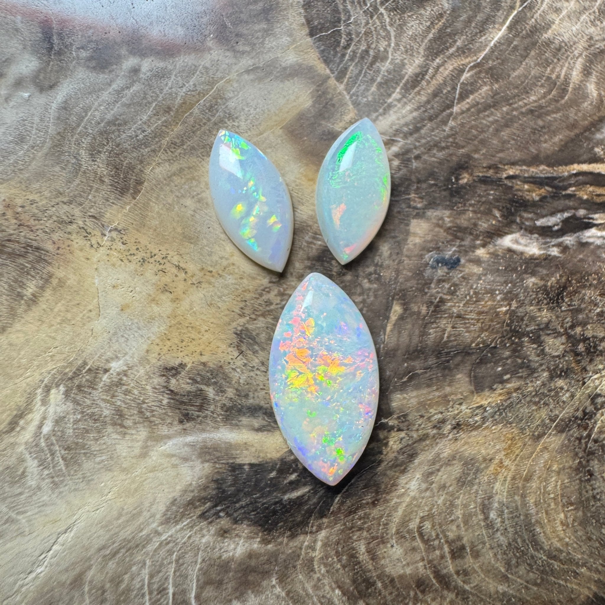 2.8ct Hand - cut Solid Coober Pedy Opal Parcel