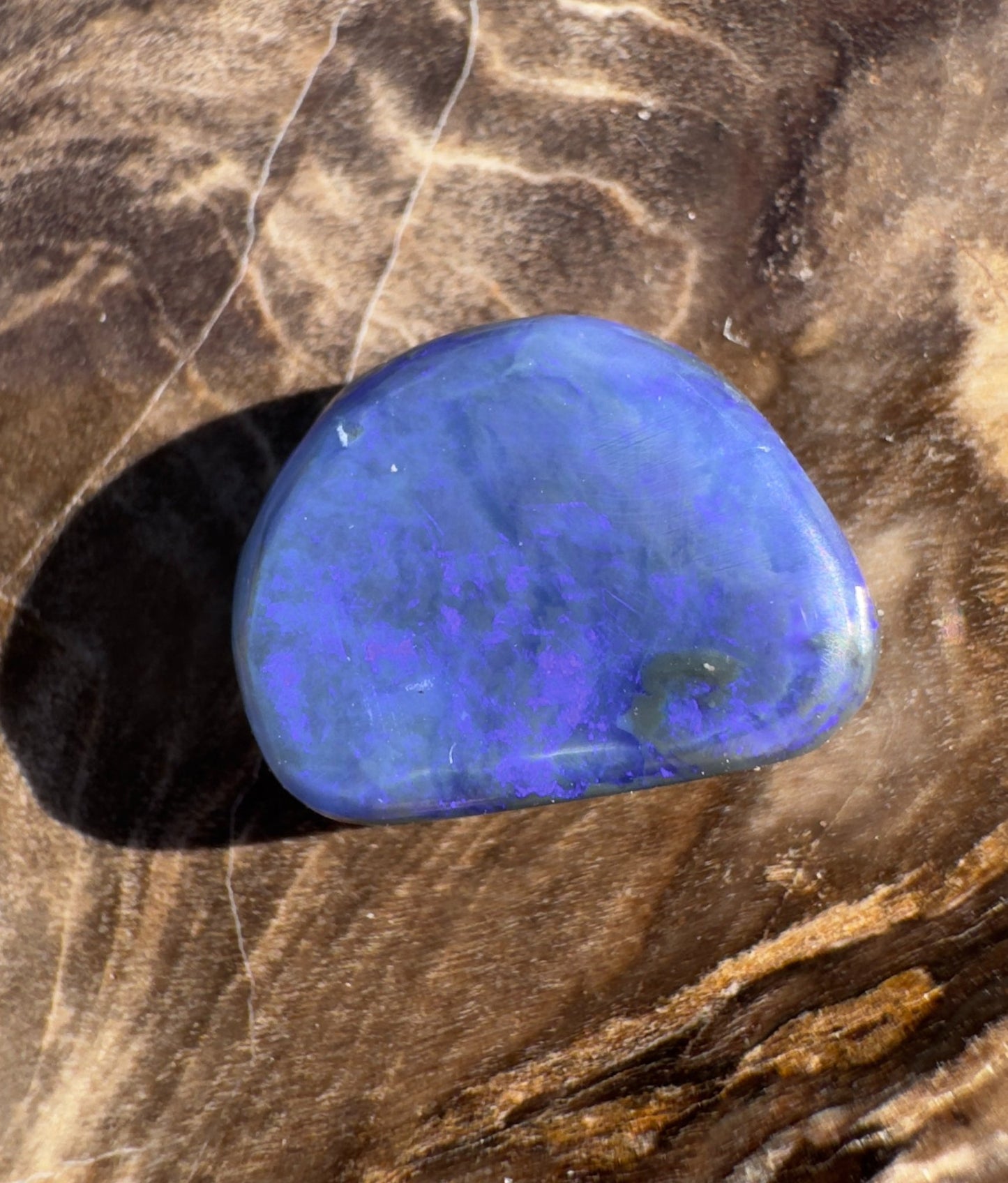 2.8ct Hand - cut Solid Lightning Ridge Semi Black Opal
