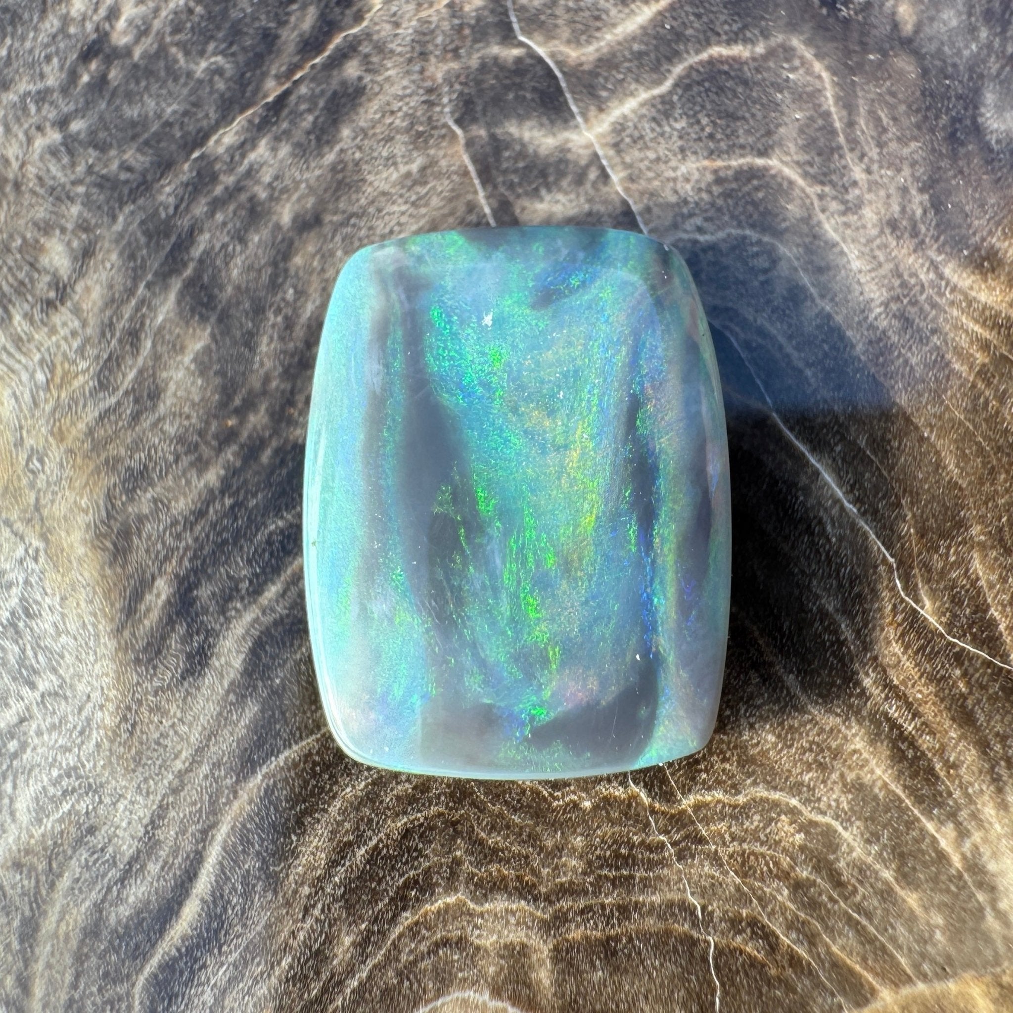 2.8ct Hand - cut Solid Lightning Ridge Semi Black Opal