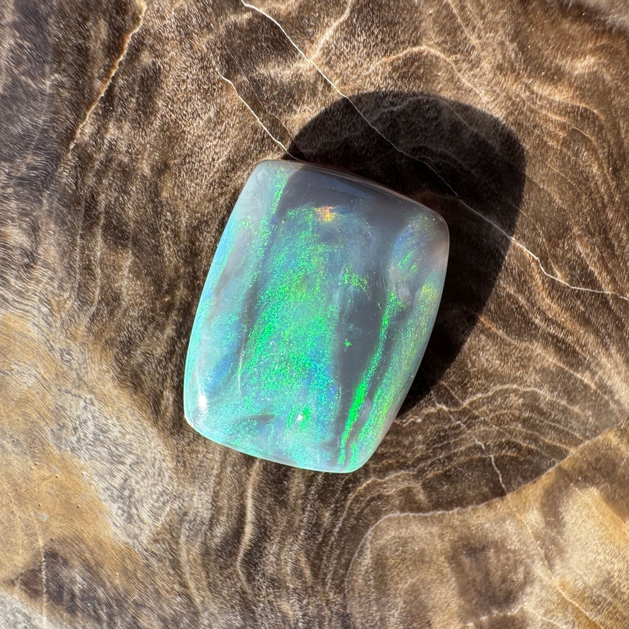 2.8ct Hand - cut Solid Lightning Ridge Semi Black Opal