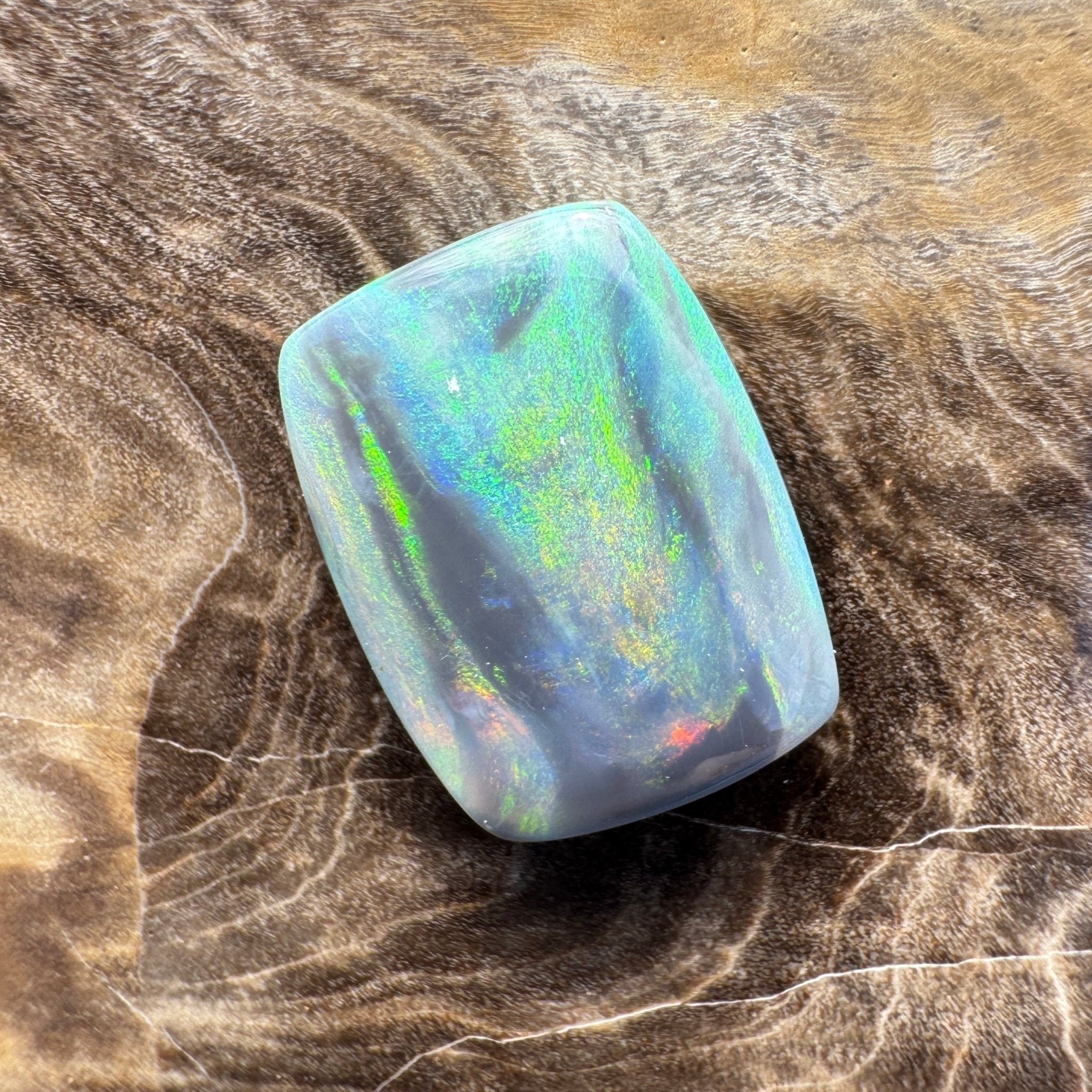 2.8ct Hand - cut Solid Lightning Ridge Semi Black Opal