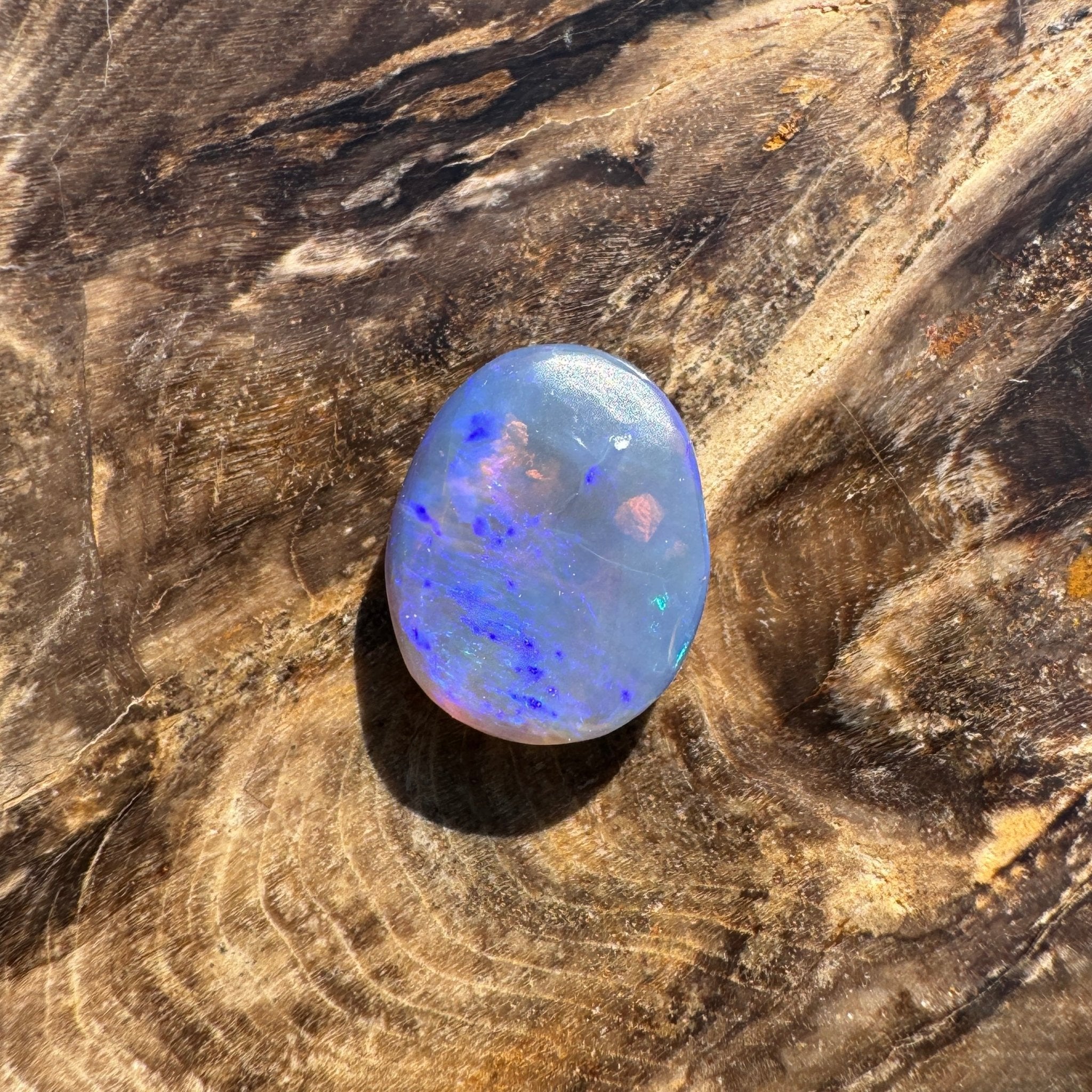 2.9ct Hand - cut Solid Lightning Ridge Semi Black Opal