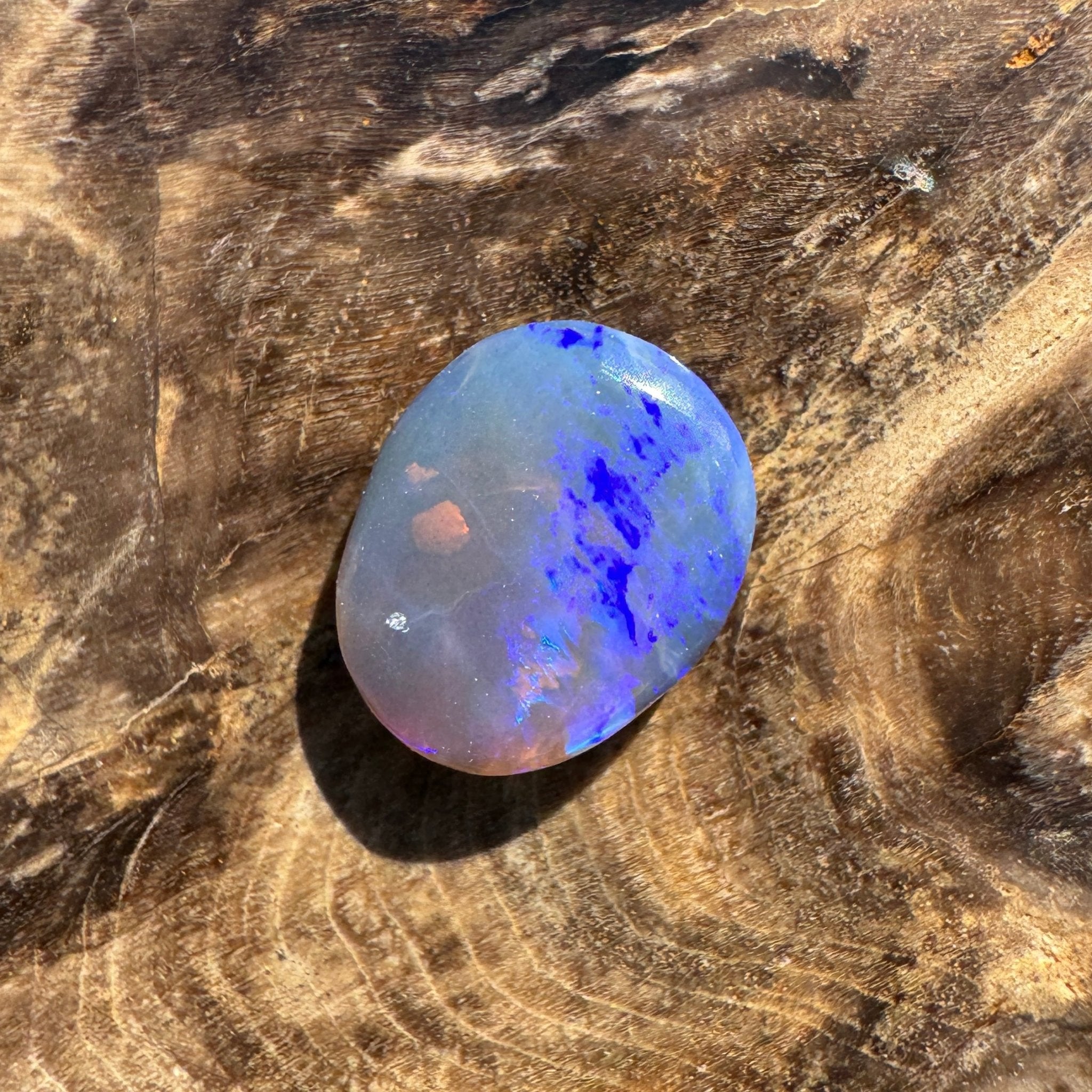 2.9ct Hand - cut Solid Lightning Ridge Semi Black Opal