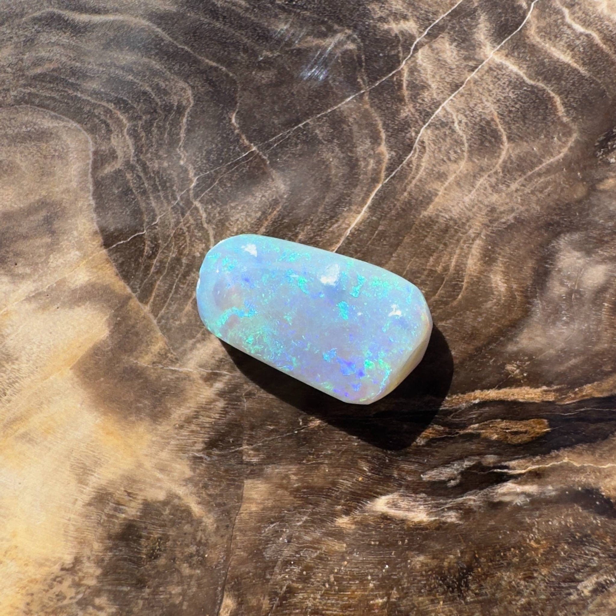 2ct Hand - cut Solid Lightning Ridge Semi Black Opal