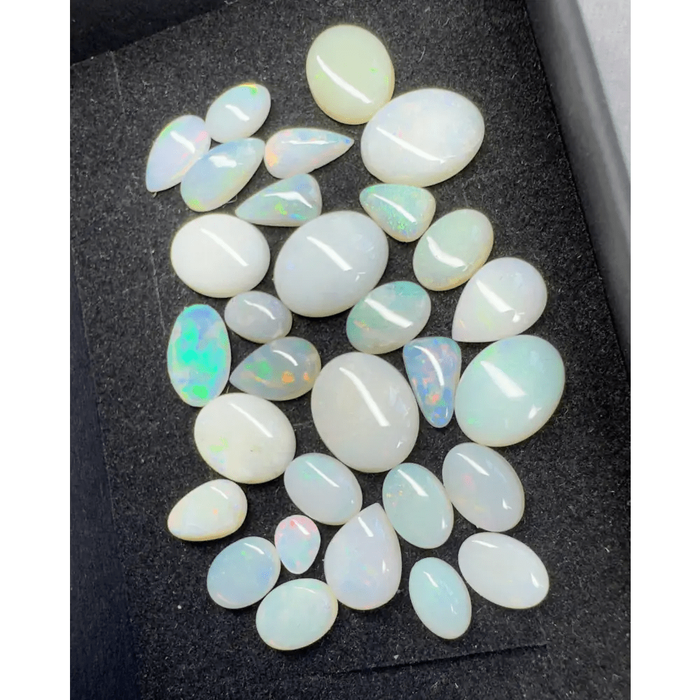 30 x Coober Pedy Opals 18carat total weight Solid Hand - Cut