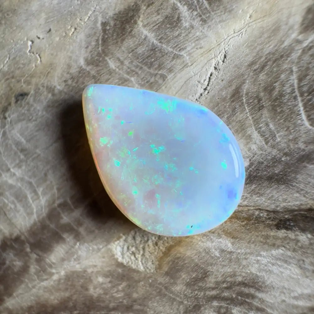 3.0ct Coober Pedy Opal Solid Hand - Cut