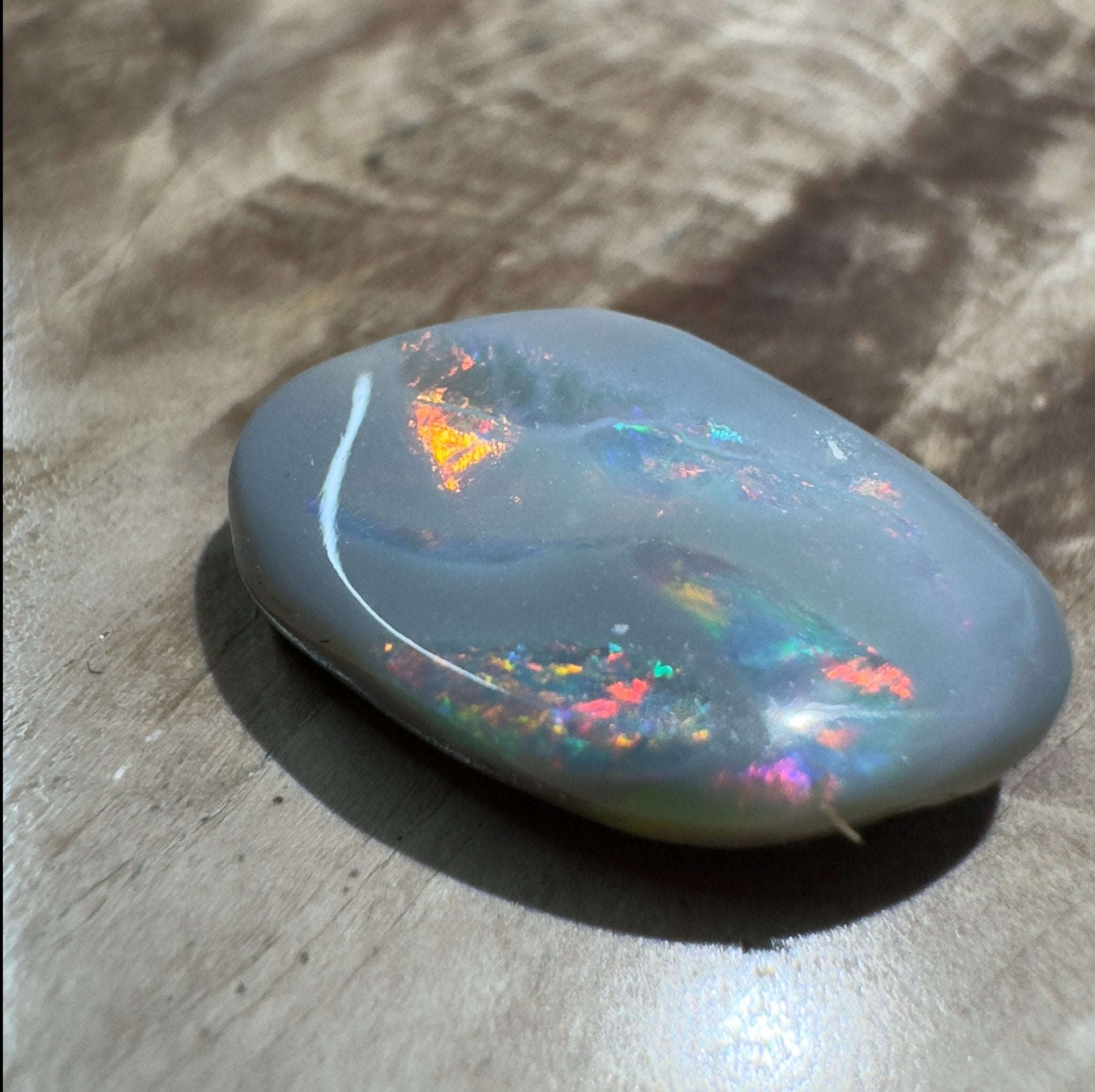 3.1ct Hand - cut Solid Lightning Ridge Semi Black Opal