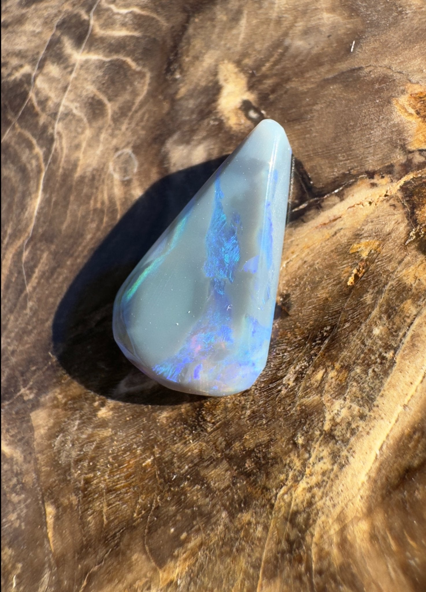 3.3ct Hand - cut Solid Lightning Ridge Semi Black Opal