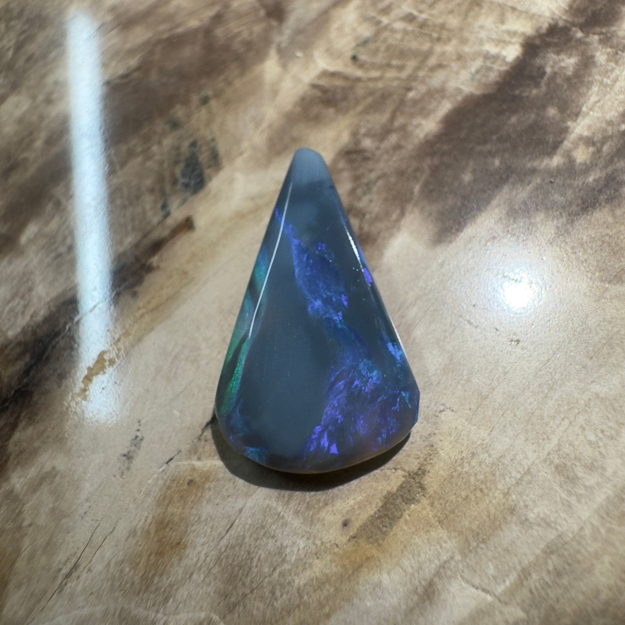3.3ct Hand - cut Solid Lightning Ridge Semi Black Opal