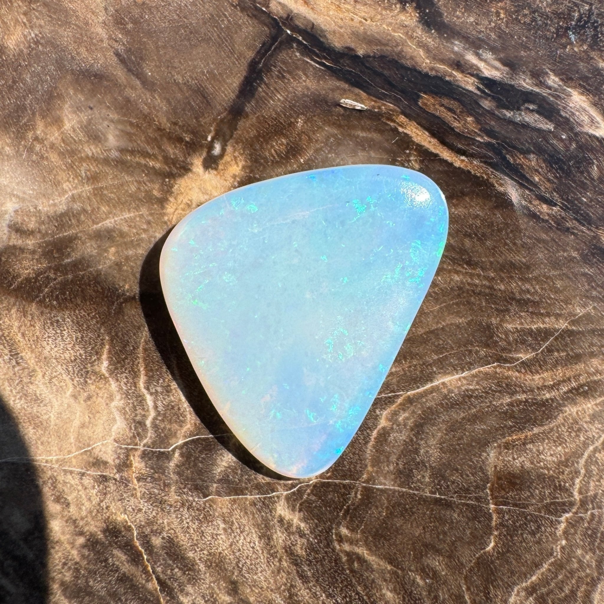 3.4ct Hand - cut Solid Coober Pedy Opal