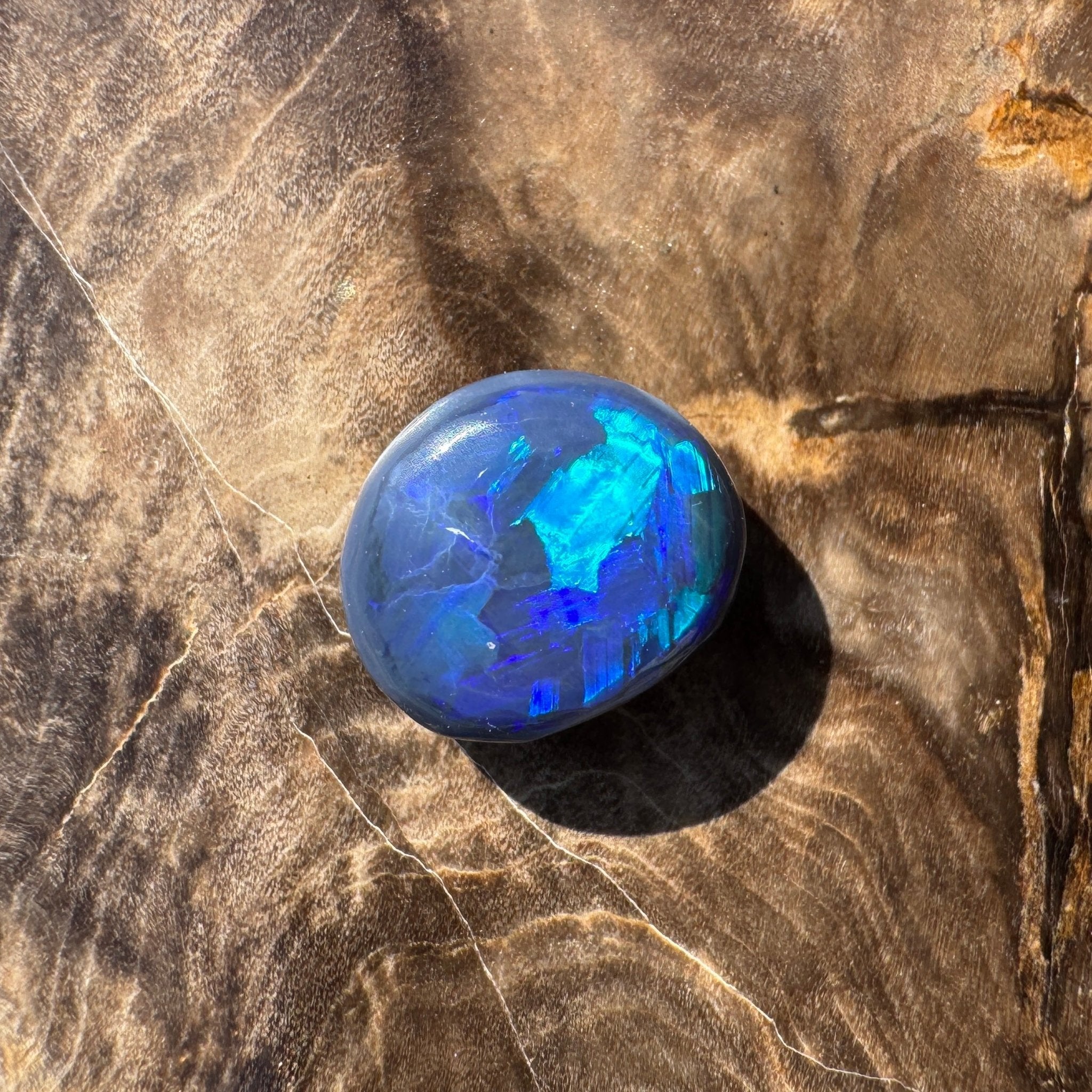 3.6ct Hand - cut Solid Lightning Ridge Semi Black Opal