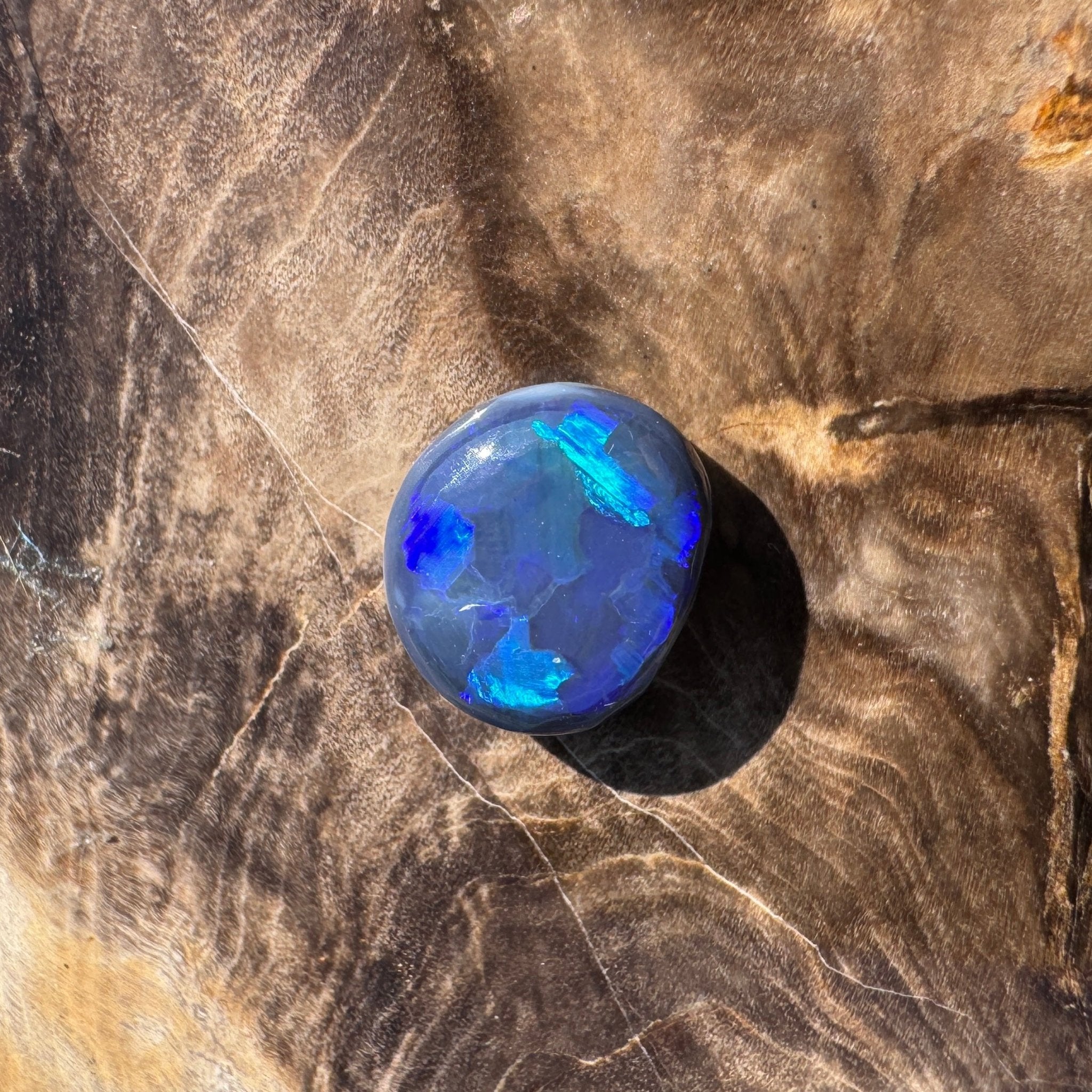 3.6ct Hand - cut Solid Lightning Ridge Semi Black Opal