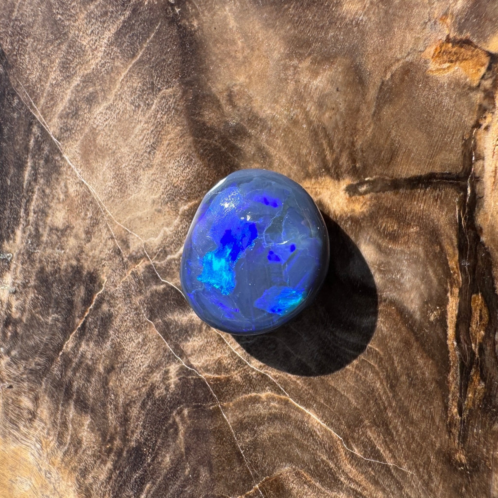 3.6ct Hand - cut Solid Lightning Ridge Semi Black Opal