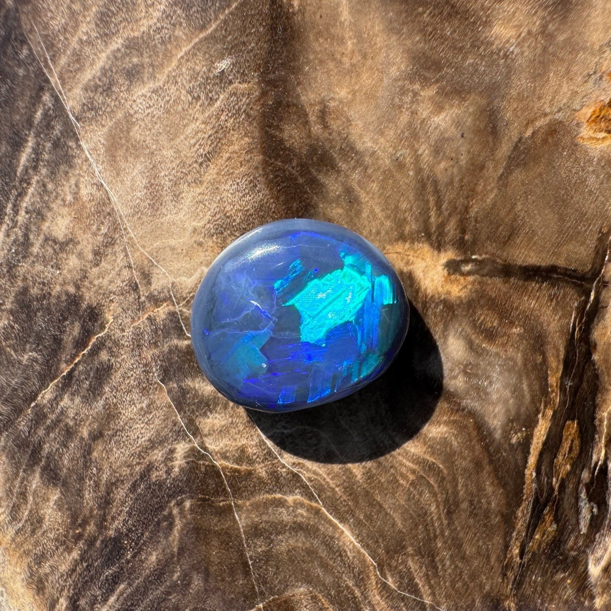 3.6ct Hand - cut Solid Lightning Ridge Semi Black Opal