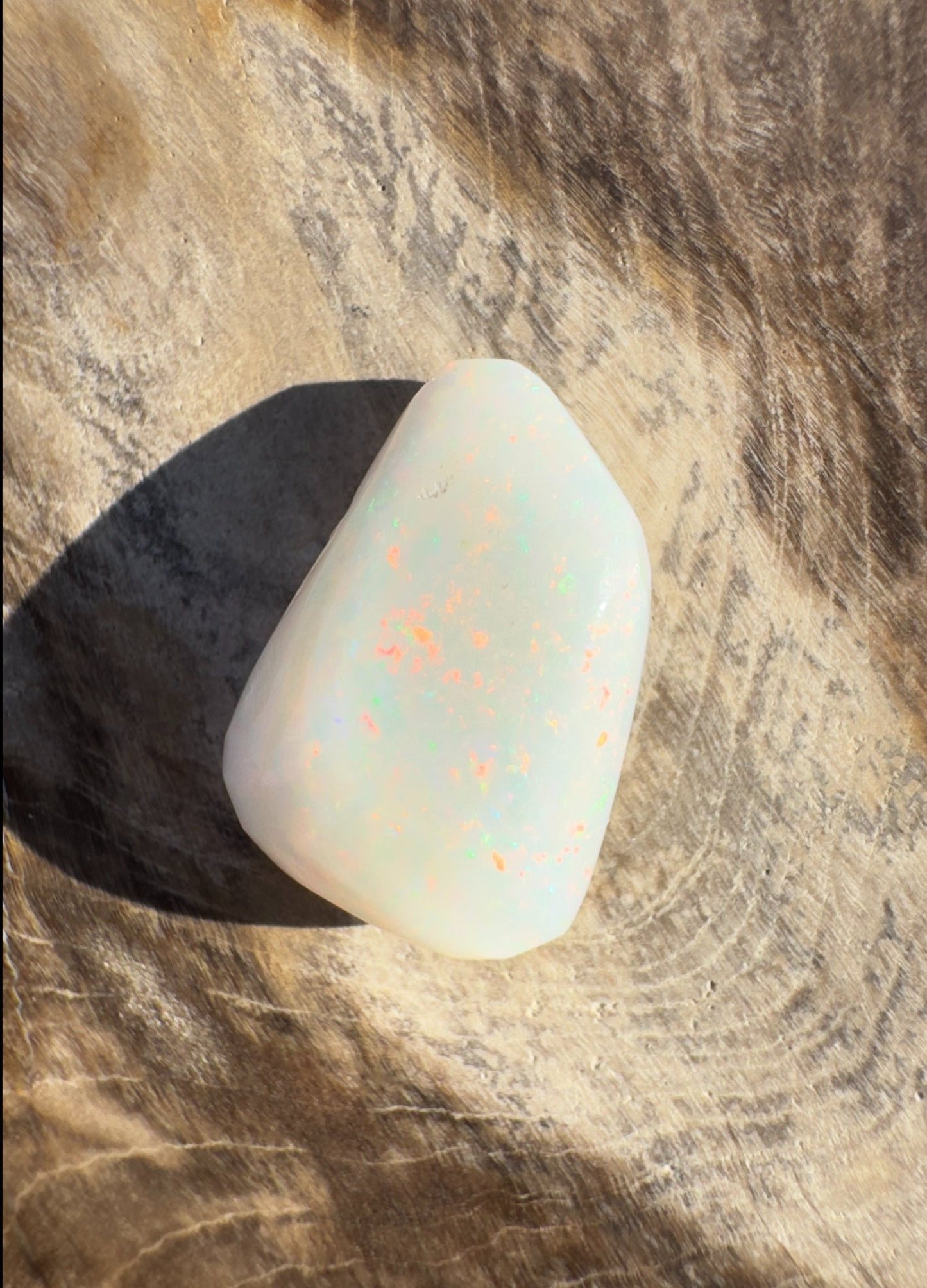 3.7ct Hand - Cut Solid Coober Pedy Opal
